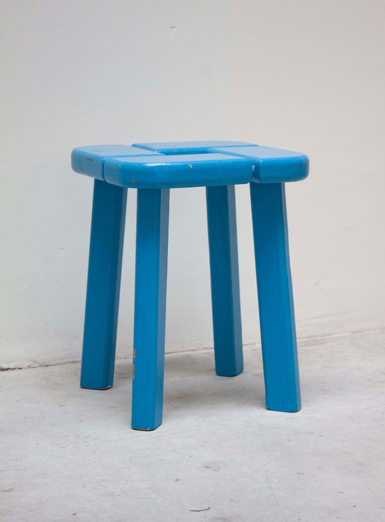 Finnsauna Lagerholm Pine Stool (Light Blue)