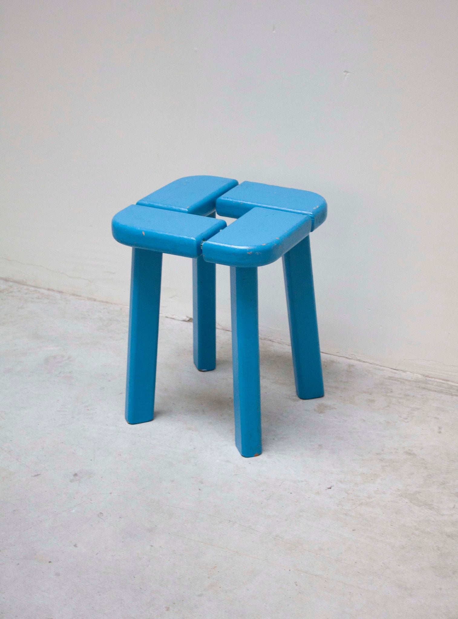 Finnsauna Lagerholm Pine Stool (Light Blue)