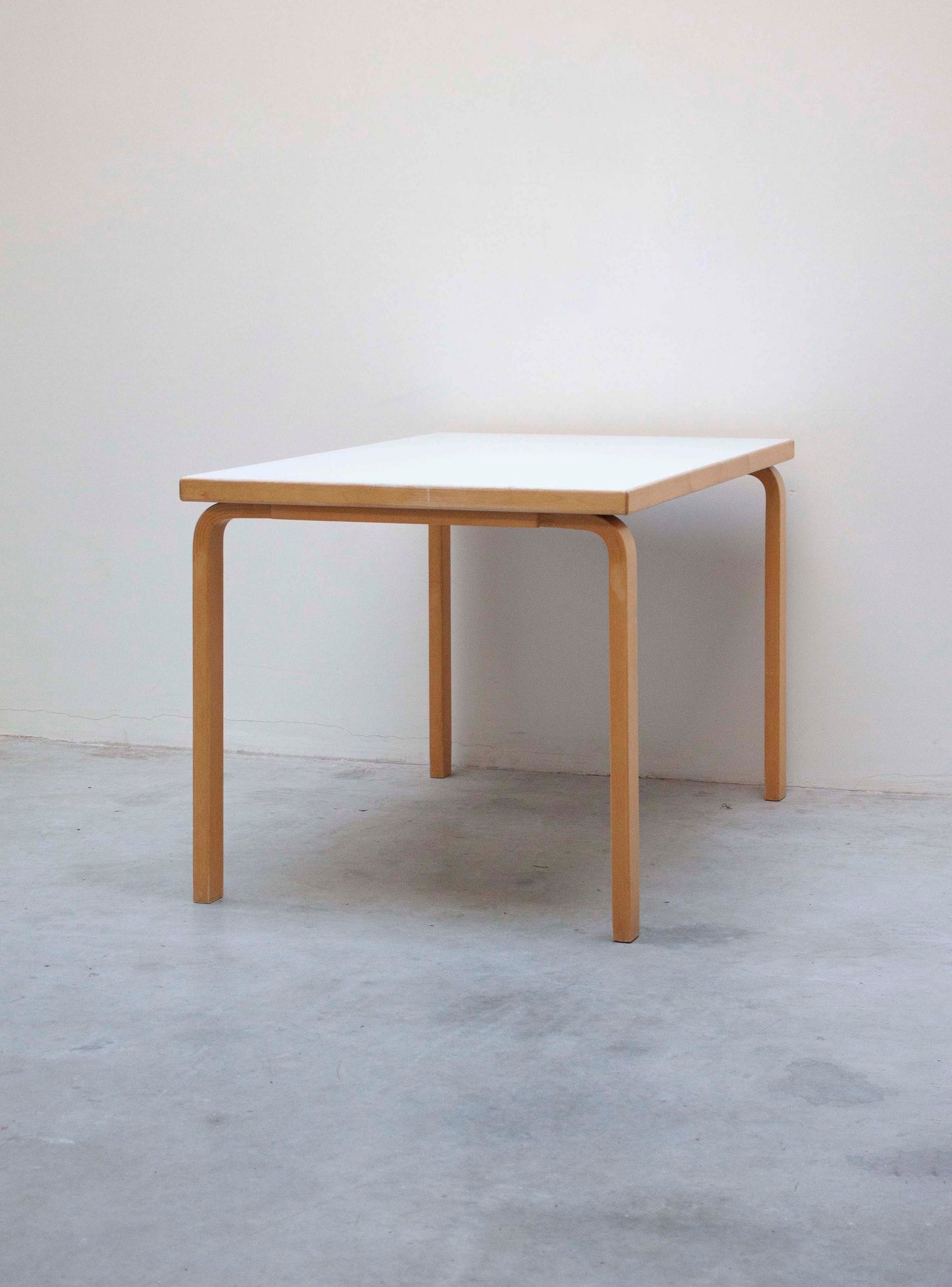 Artek Model 81B Dining Table by Alvar Aalto (White)