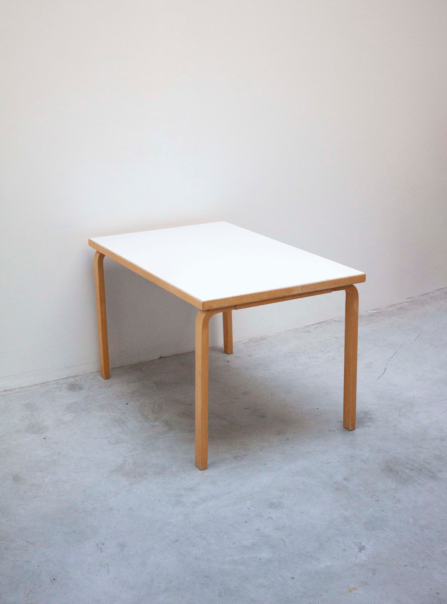 Artek Model 81B Dining Table by Alvar Aalto (White)