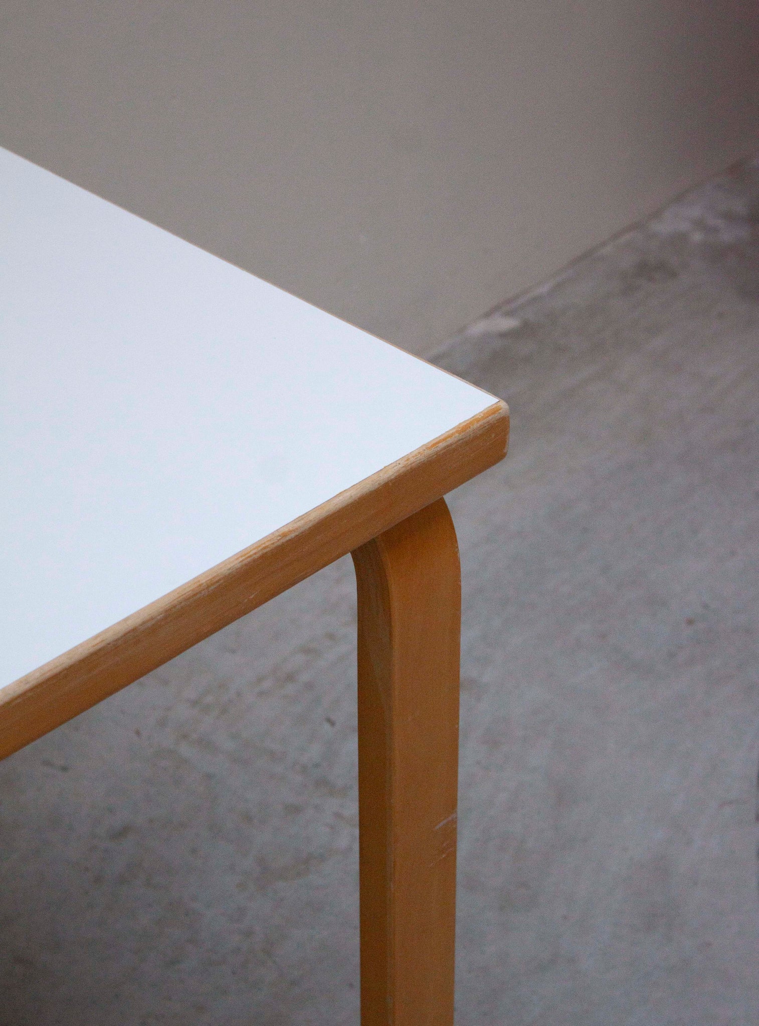 Artek Model 81B Dining Table by Alvar Aalto (White)