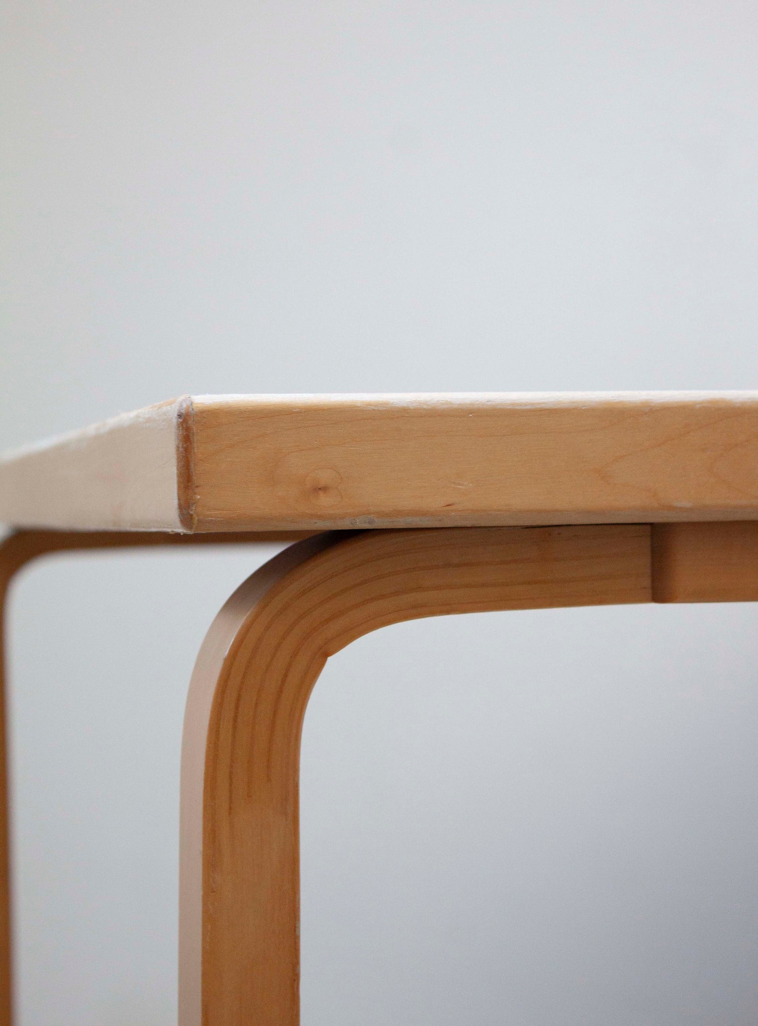 Artek Model 81B Dining Table by Alvar Aalto (White)