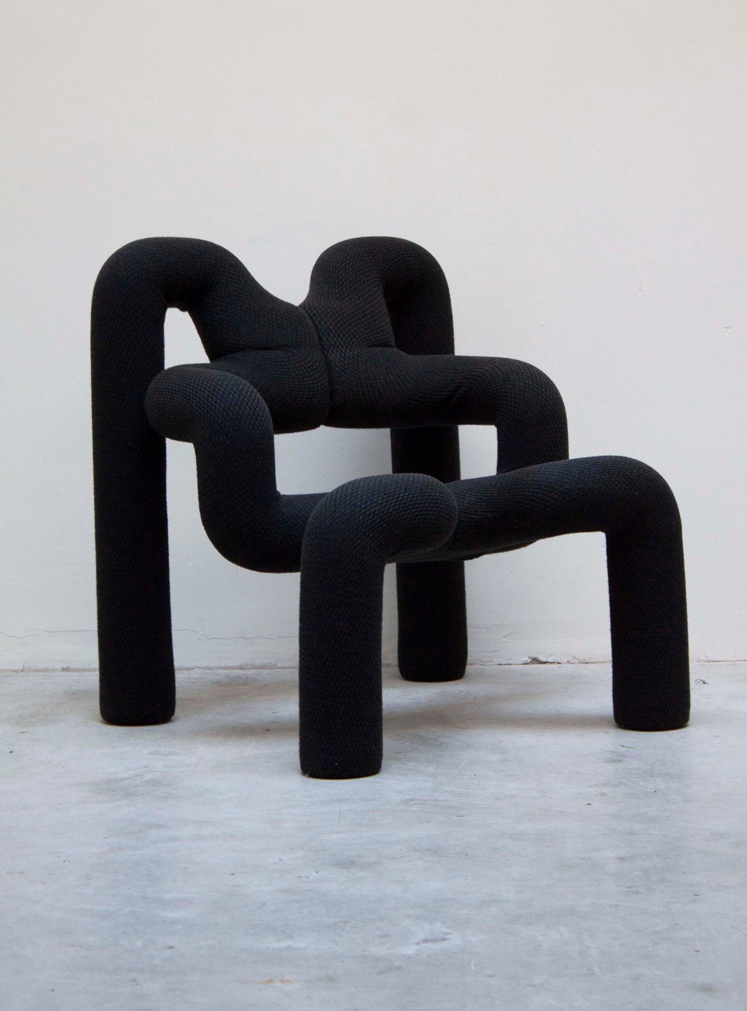 Varier Ekstrem Lounge Chair by Terje Ekstrøm (Black)
