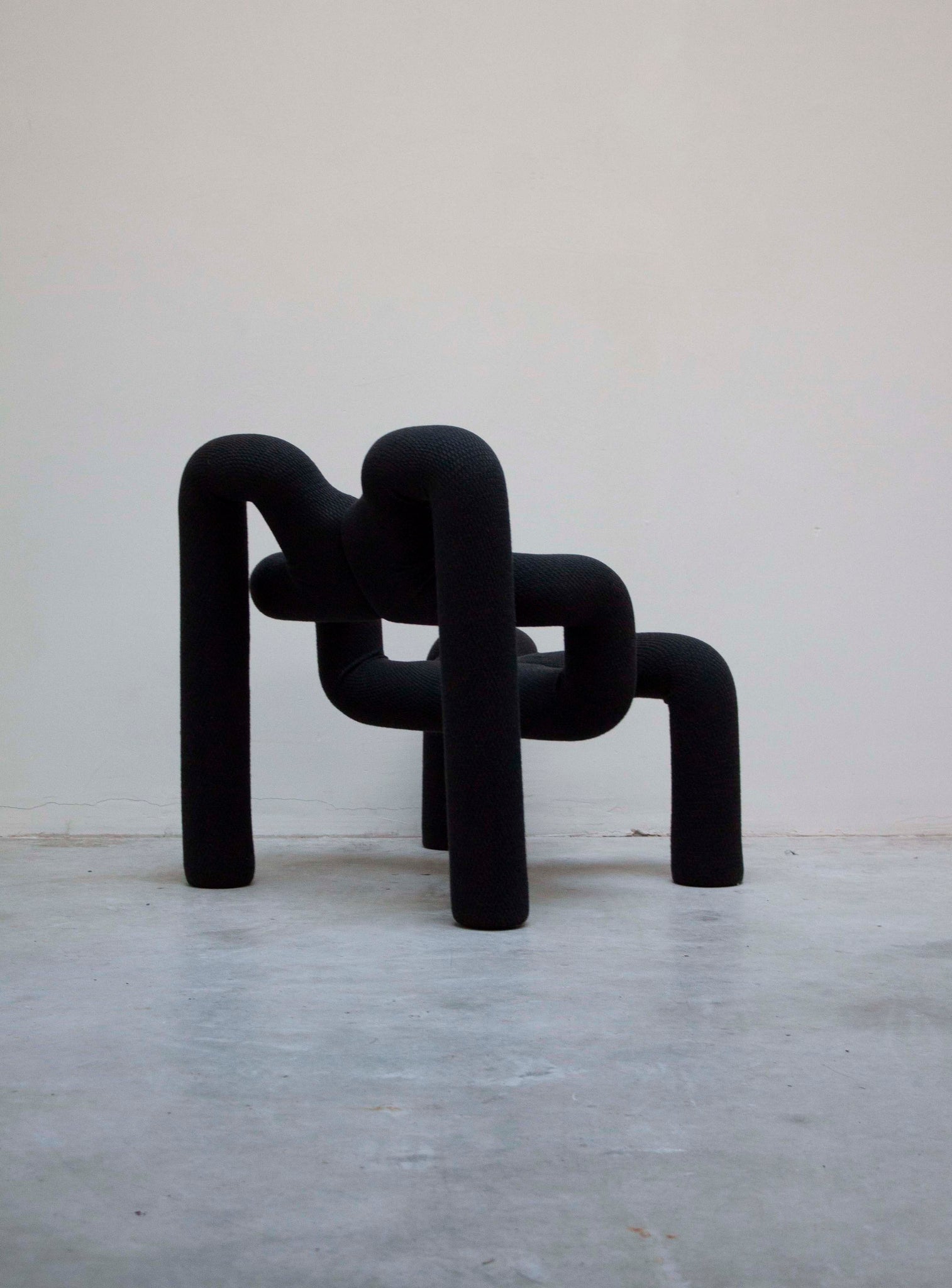 Varier Ekstrem Lounge Chair by Terje Ekstrøm (Black)