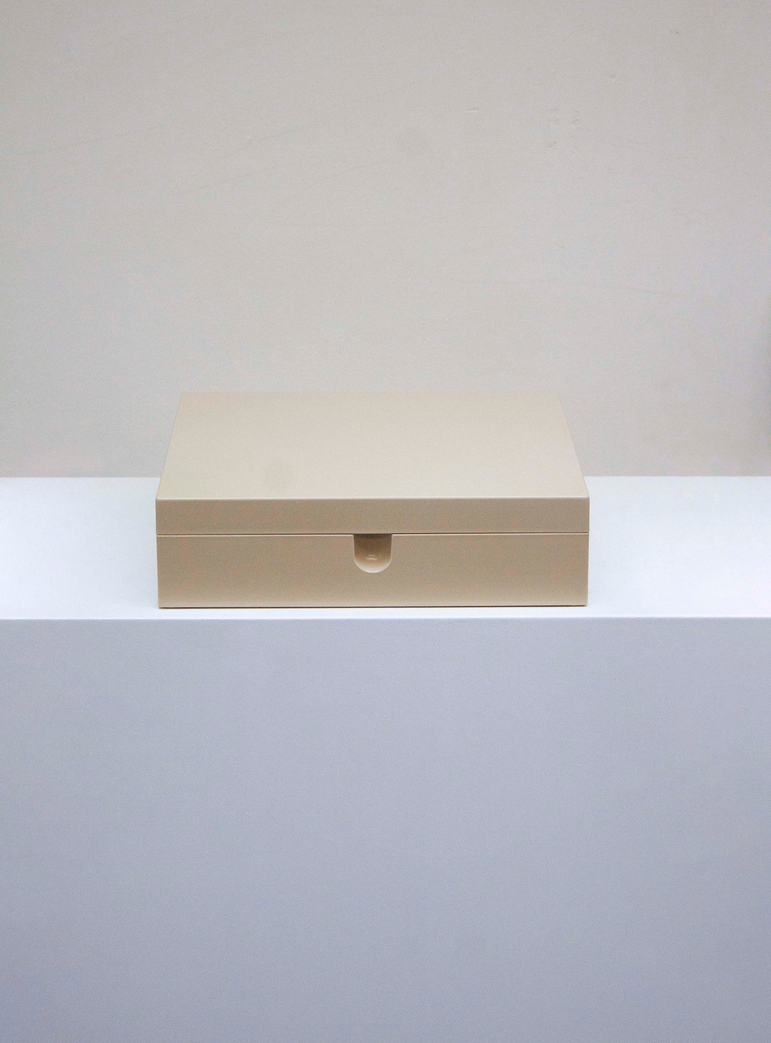 Gedy Vanity Box with Mirror by Makio Hasuike (Beige)