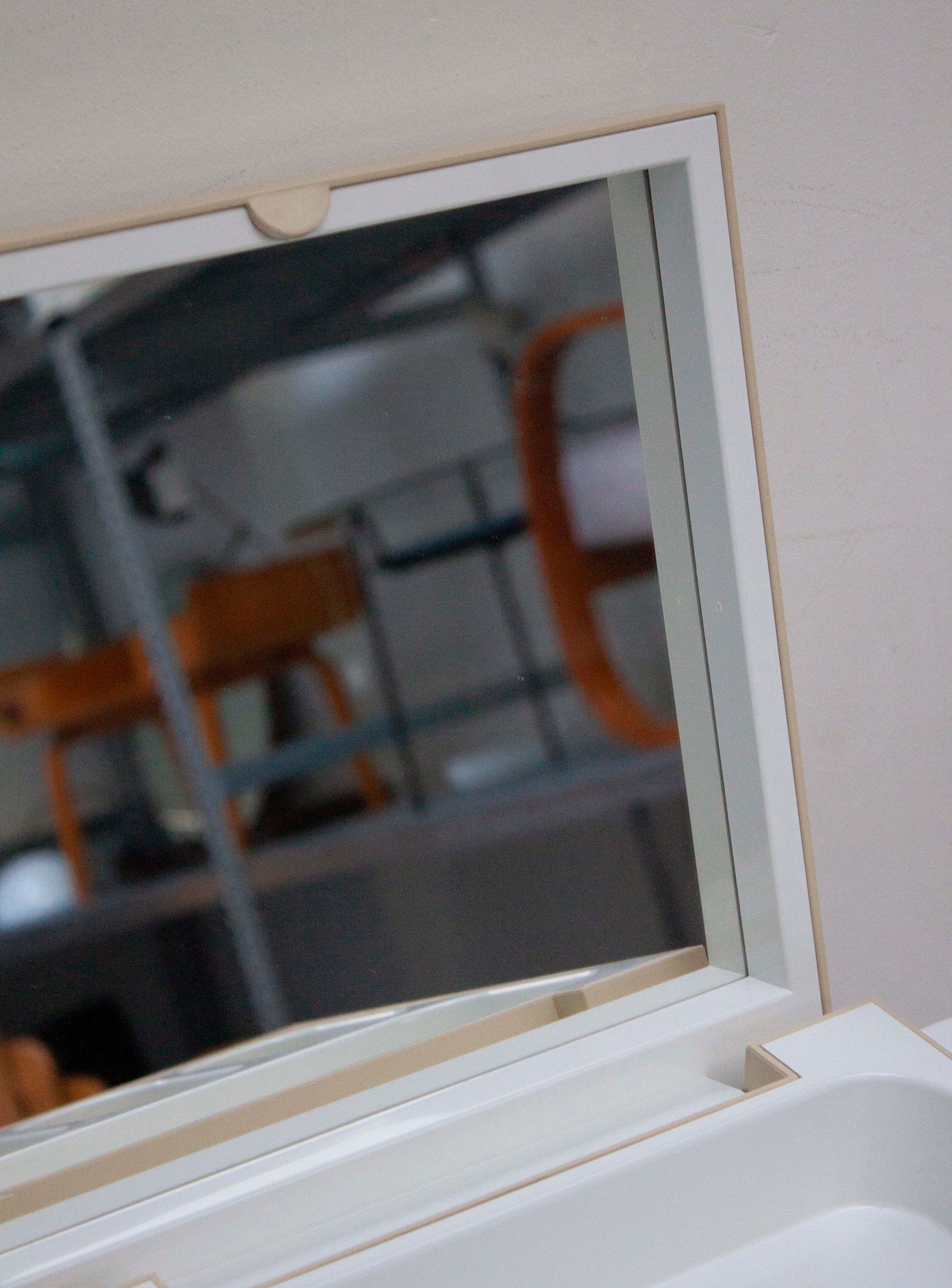 Gedy Vanity Box with Mirror by Makio Hasuike (Beige)