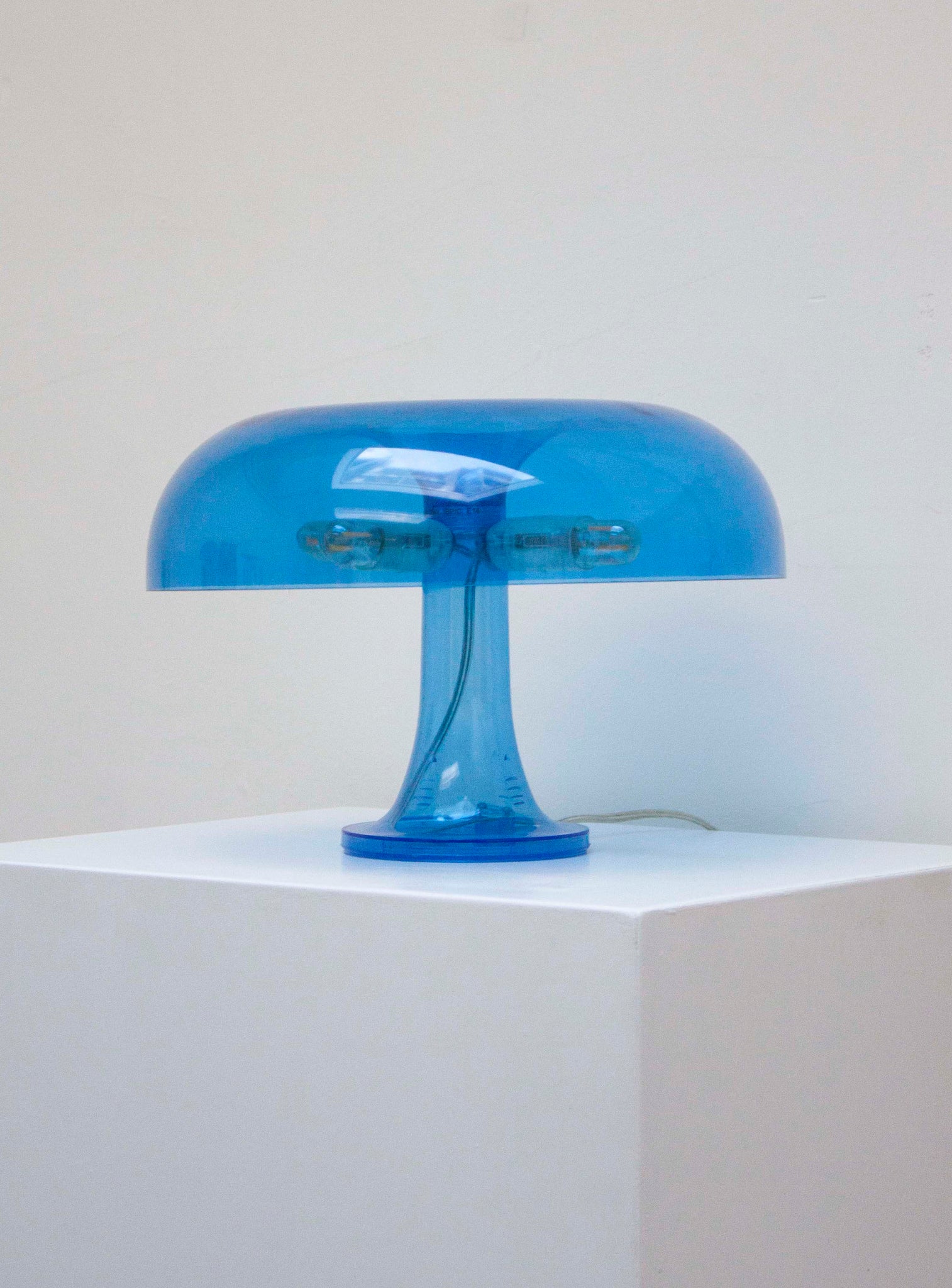 Artemide Nessino Desk Lamp by Giancarlo Mattioli (Translucent Blue)