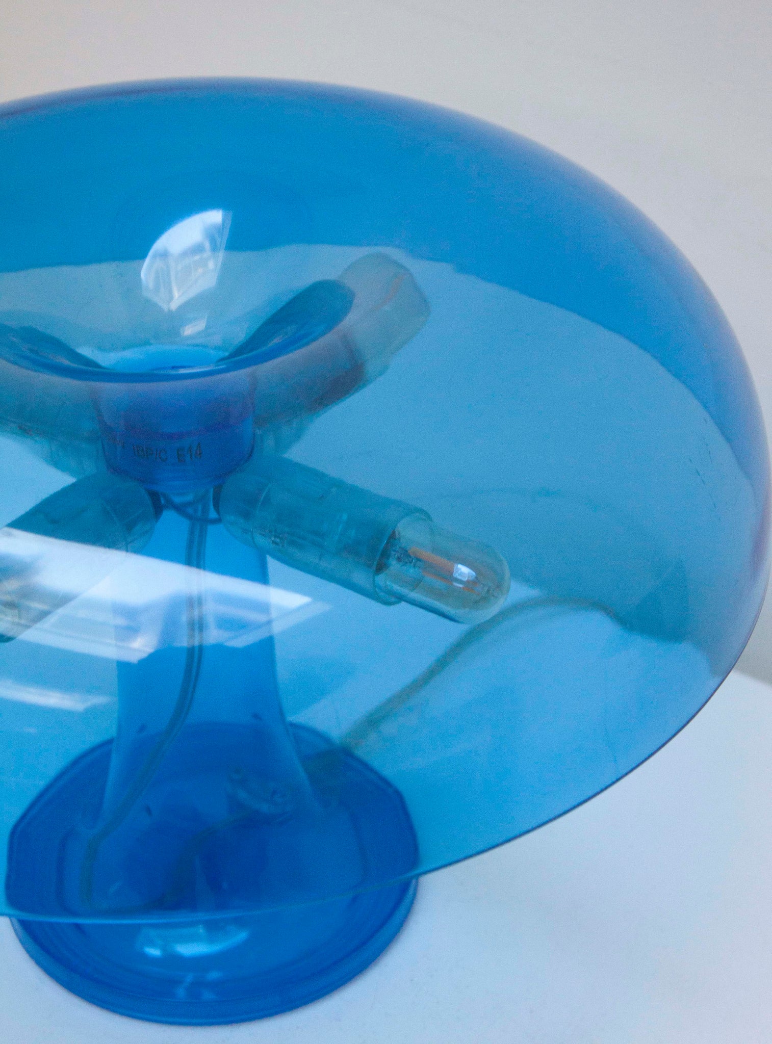 Artemide Nessino Desk Lamp by Giancarlo Mattioli (Translucent Blue)