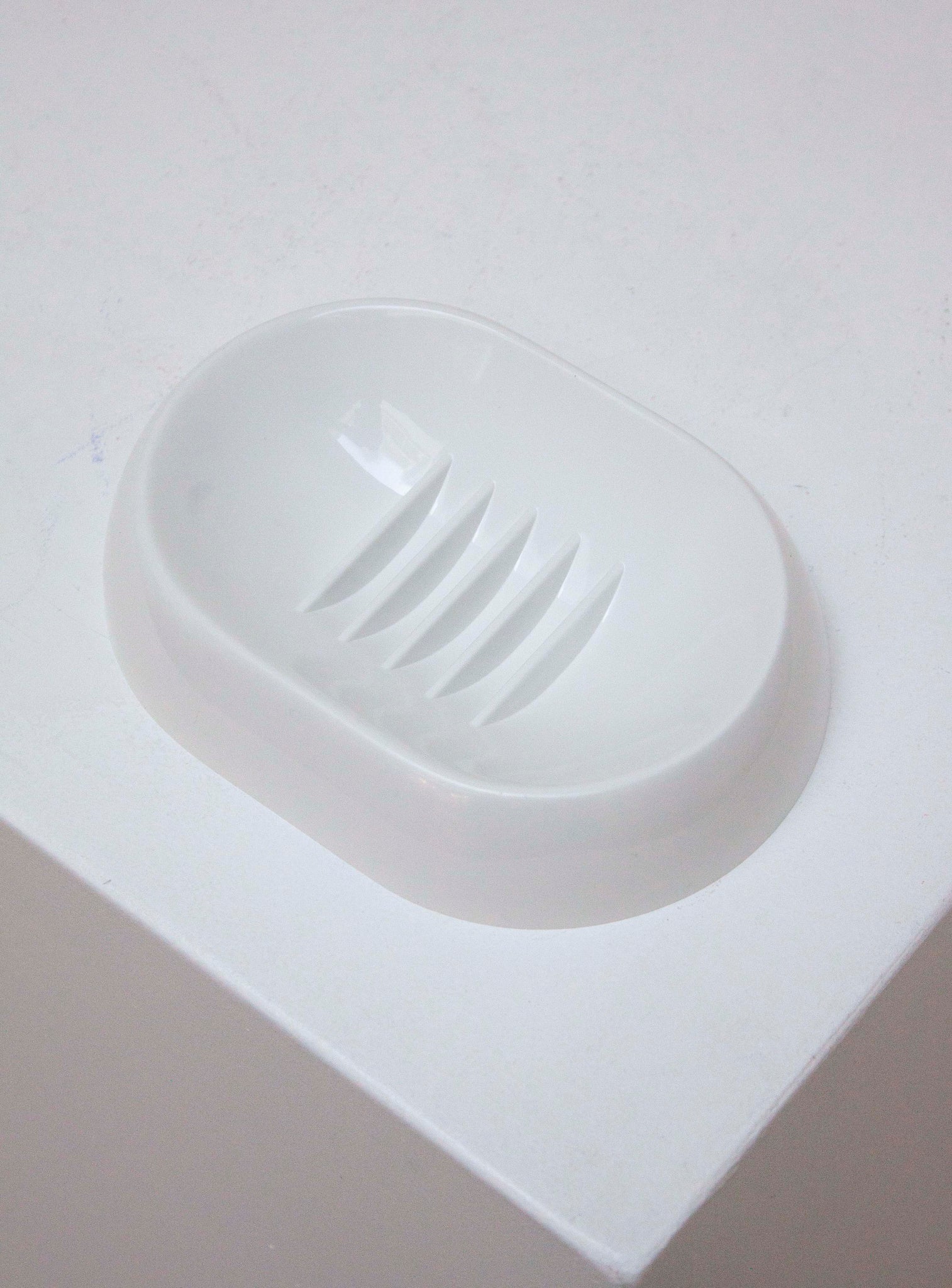 Gedy Soap Dish by Makio Hasuike (White)