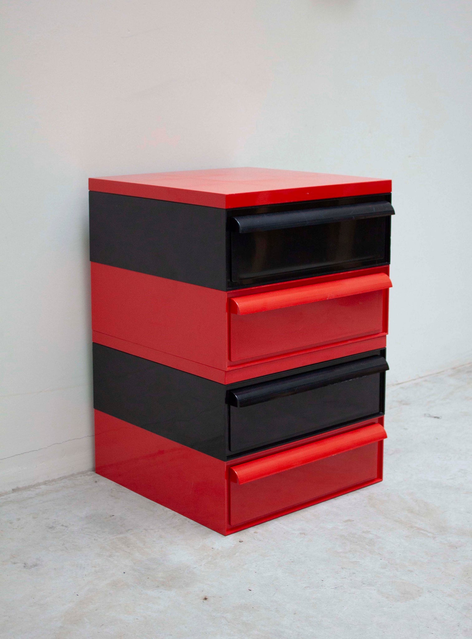 Kartell Chest of Drawers by Simon Fussell (Red/Black)