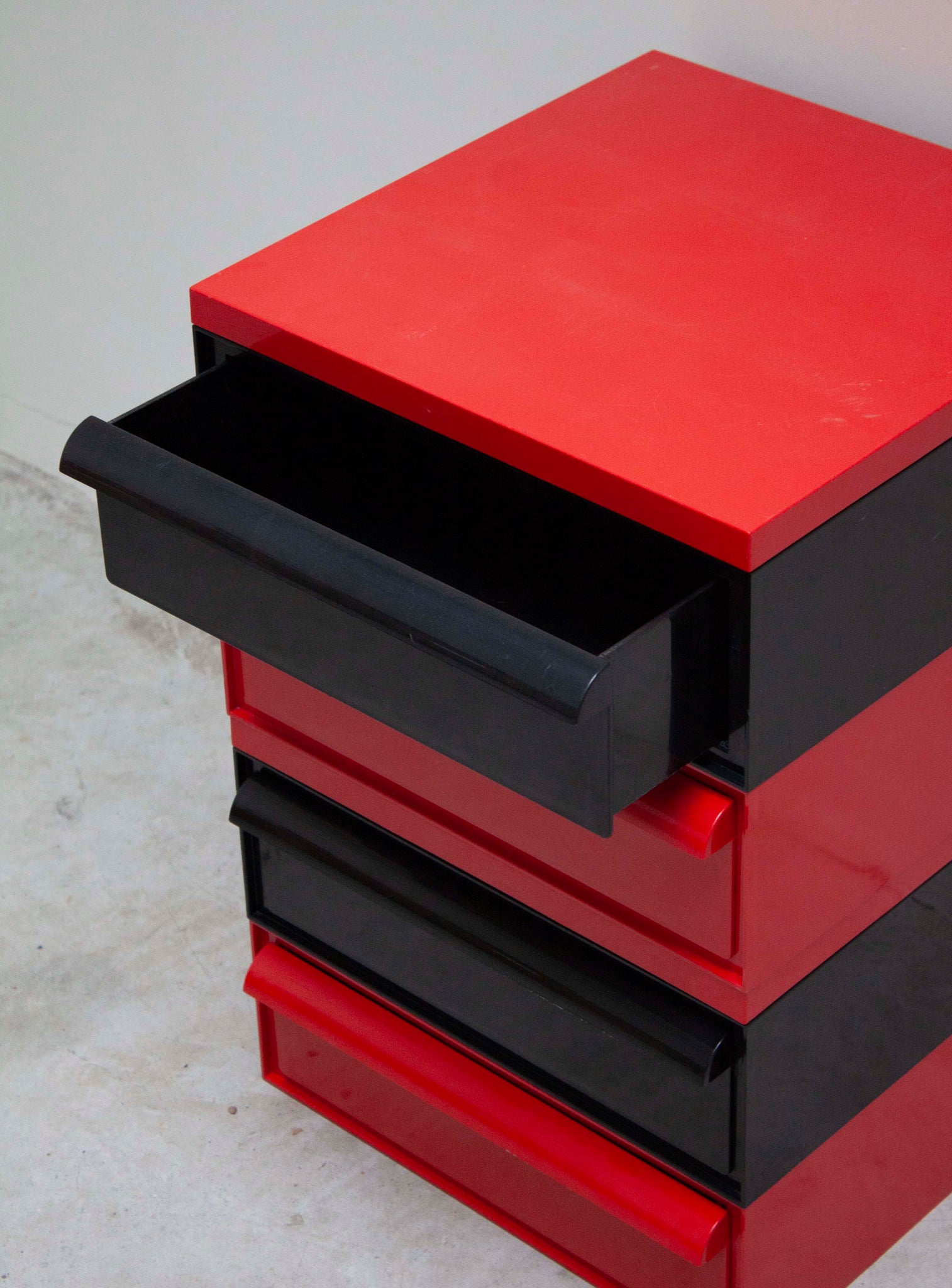 Kartell Chest of Drawers by Simon Fussell (Red/Black)