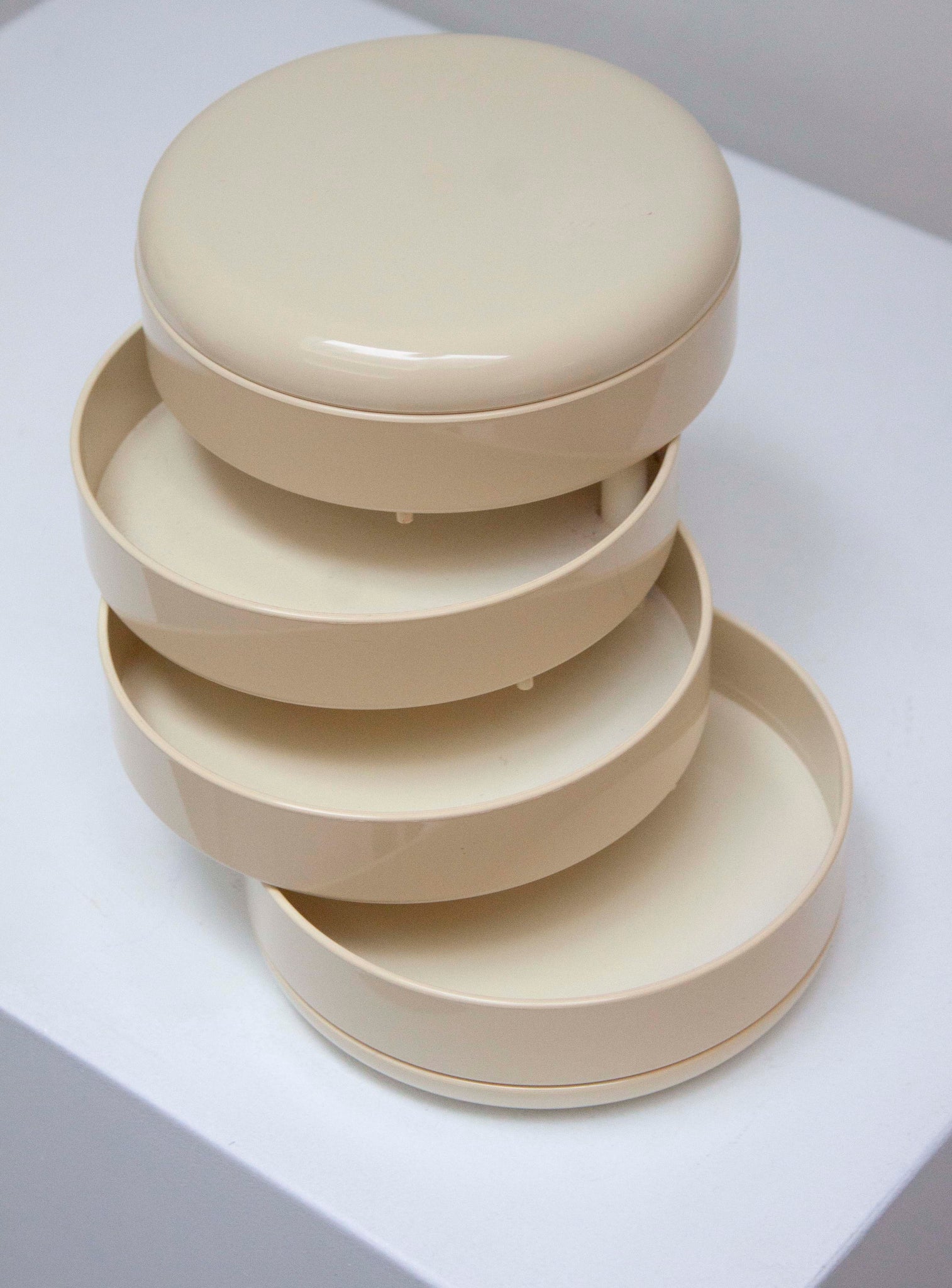 Rexite 900 Multiplor Desk Organizer by Rino Pirovano (Off-White)