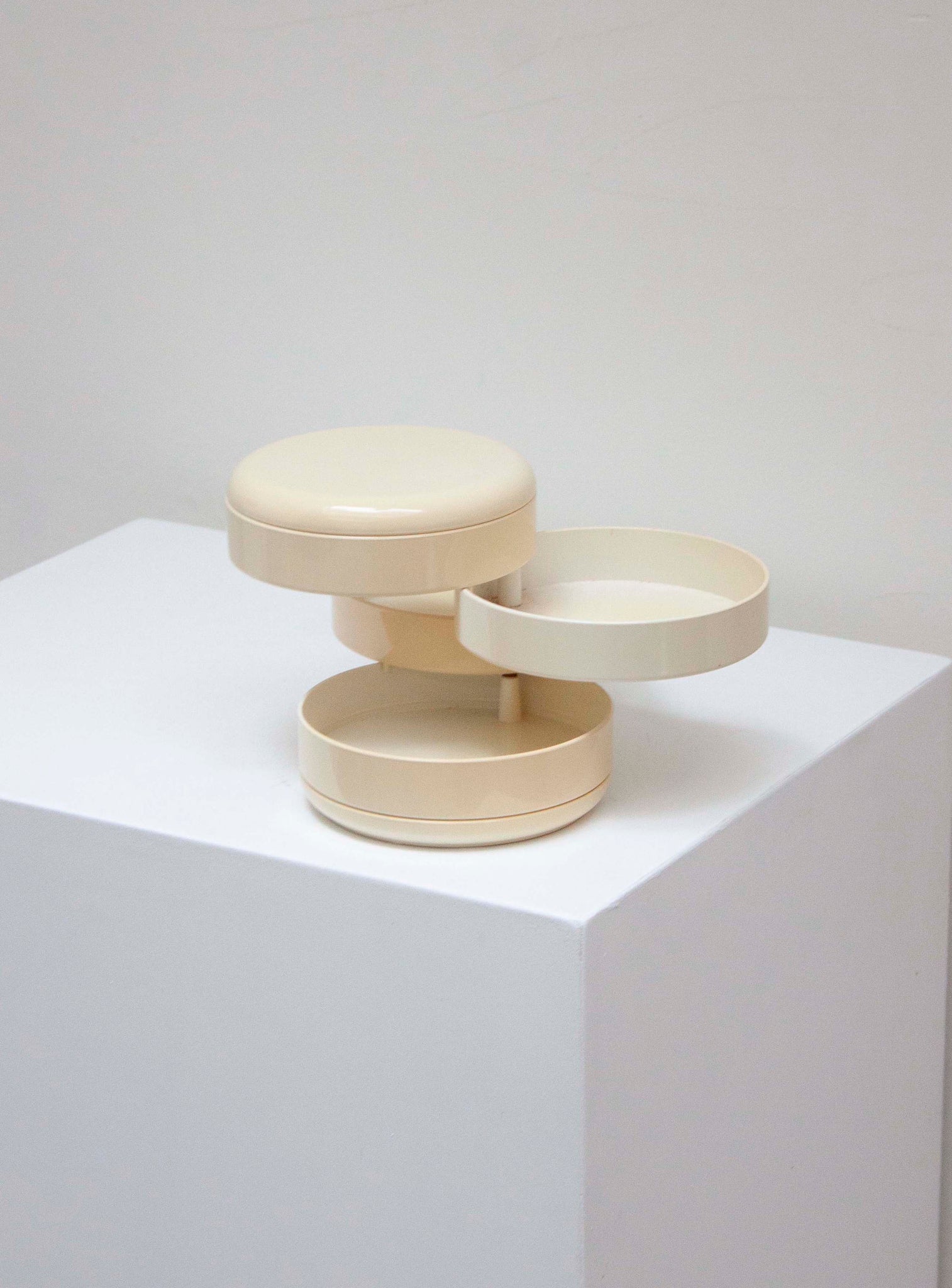 Rexite 900 Multiplor Desk Organizer by Rino Pirovano (Off-White)