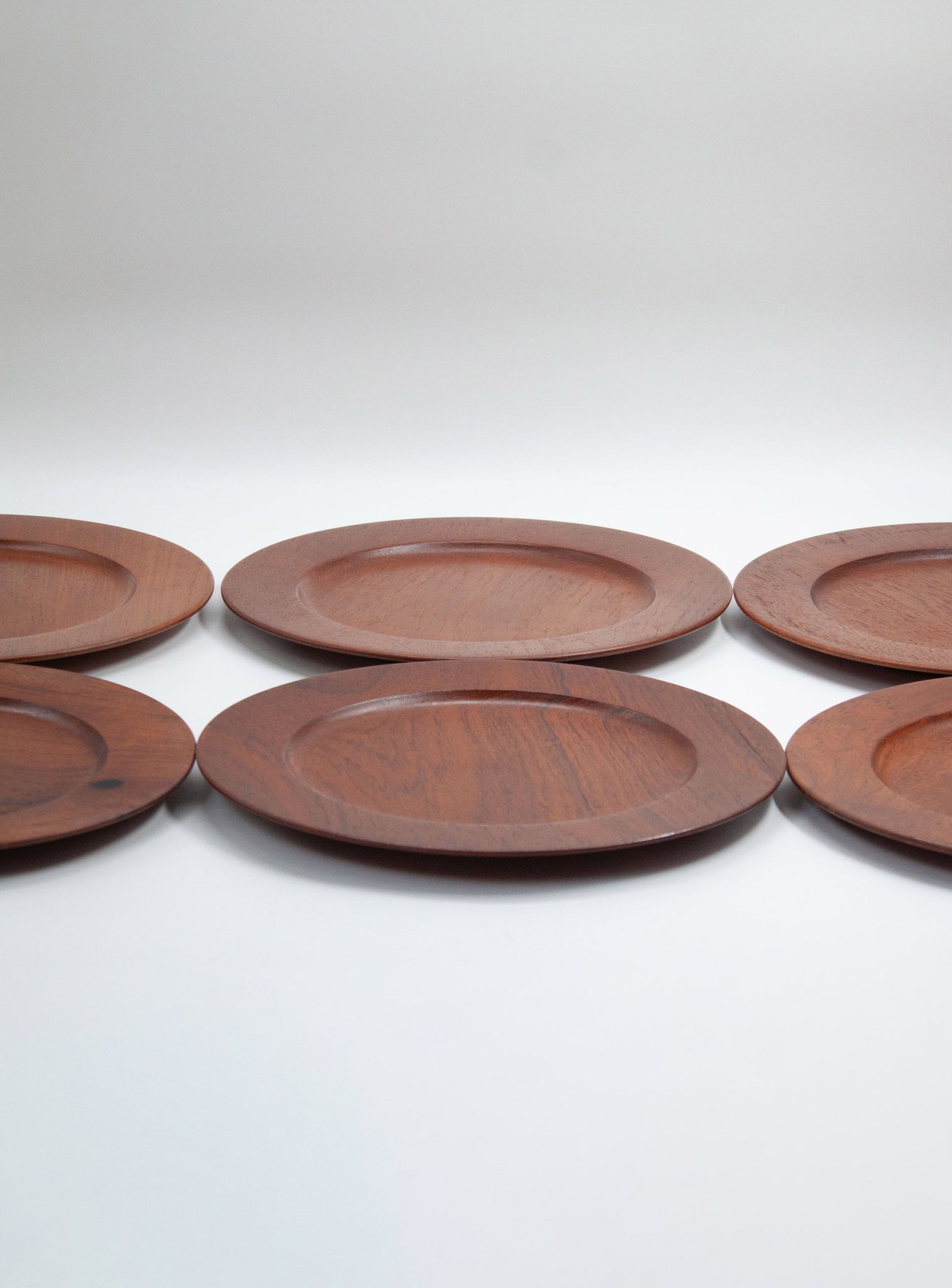 Wiggers Solid Teak Plates (Set of 6)