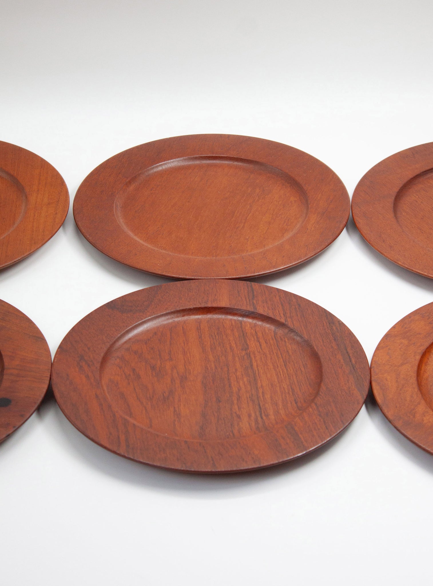 Wiggers Solid Teak Plates (Set of 6)