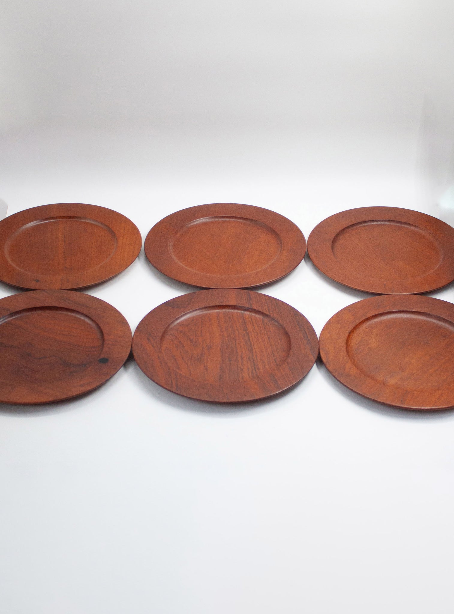 Wiggers Solid Teak Plates (Set of 6)