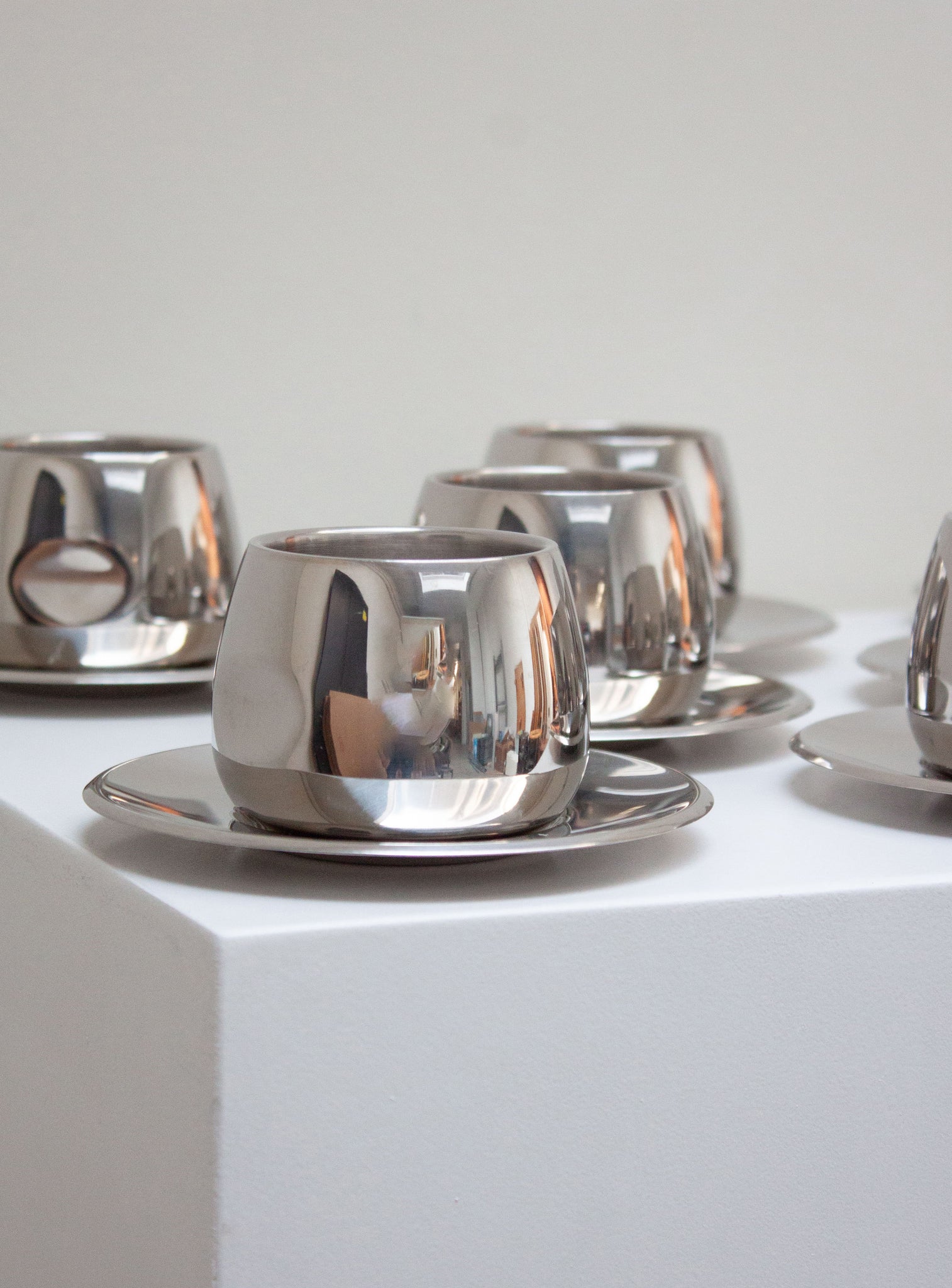 AMC Italy Stainless Steel Coffee Cups & Saucers