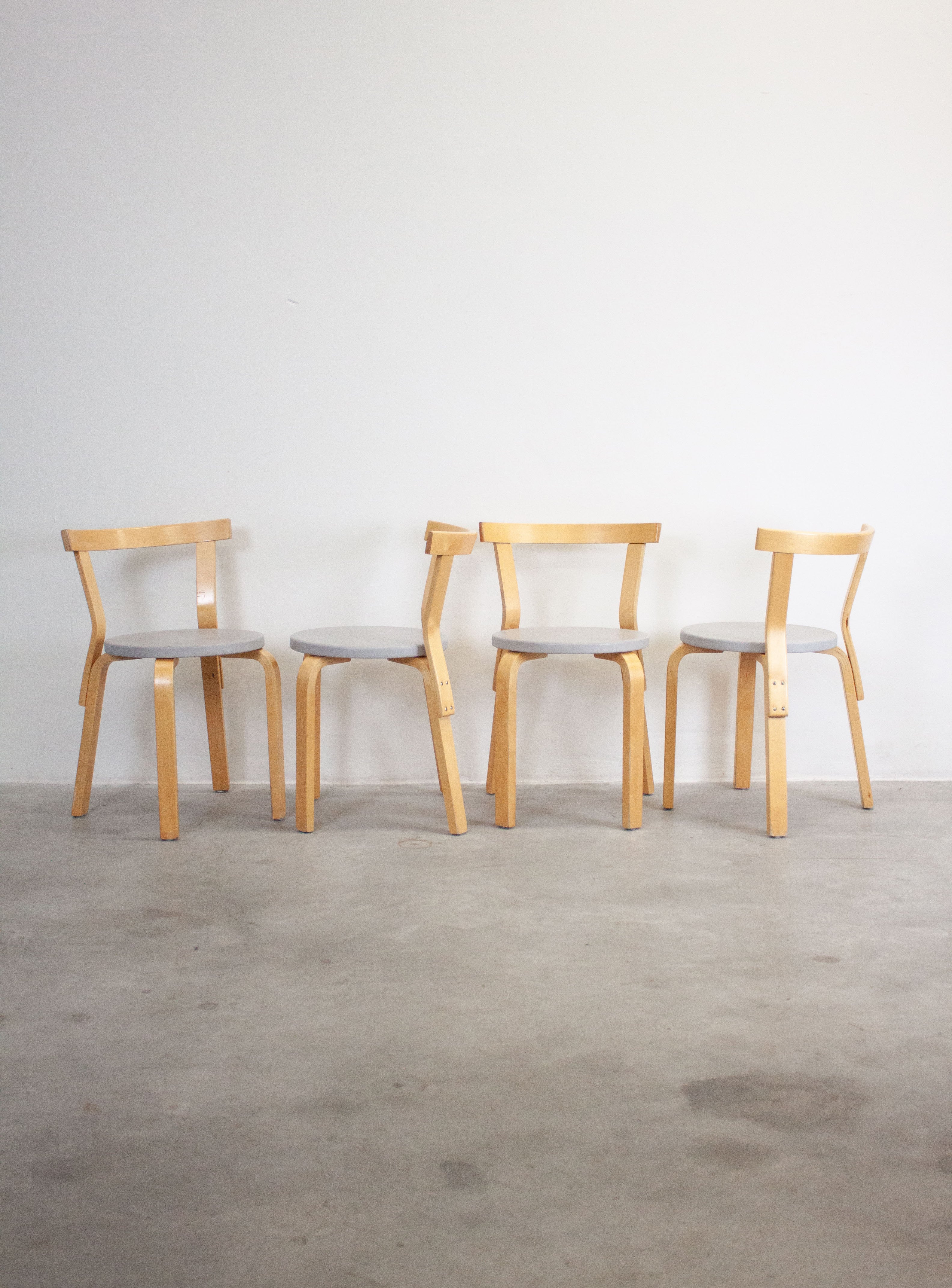 Artek Model 68 Chairs by Alvar Aalto (Grey) – JUKI AMSTERDAM