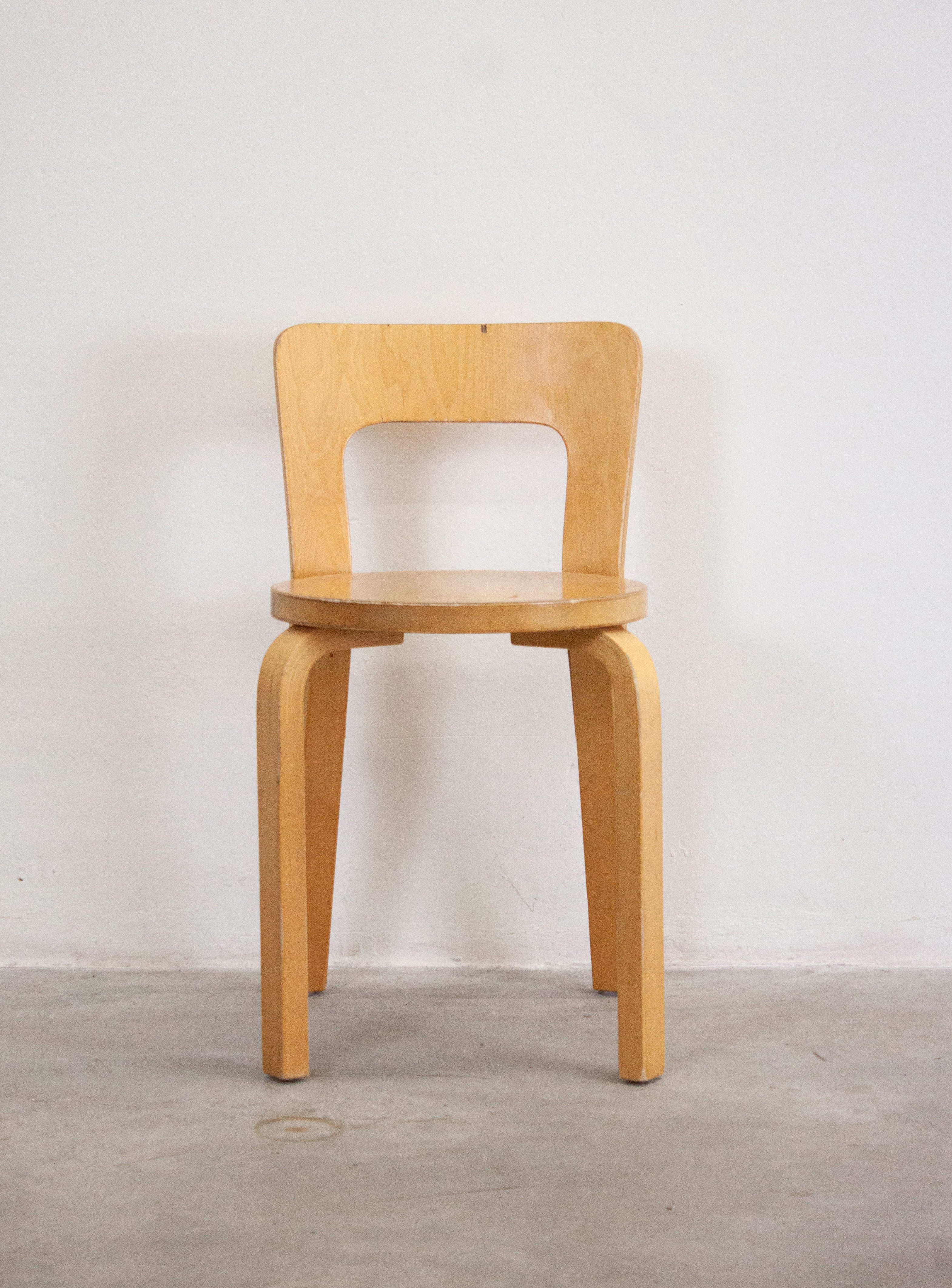 Artek Model 65 Chair by Alvar Aalto (Birch) – JUKI AMSTERDAM