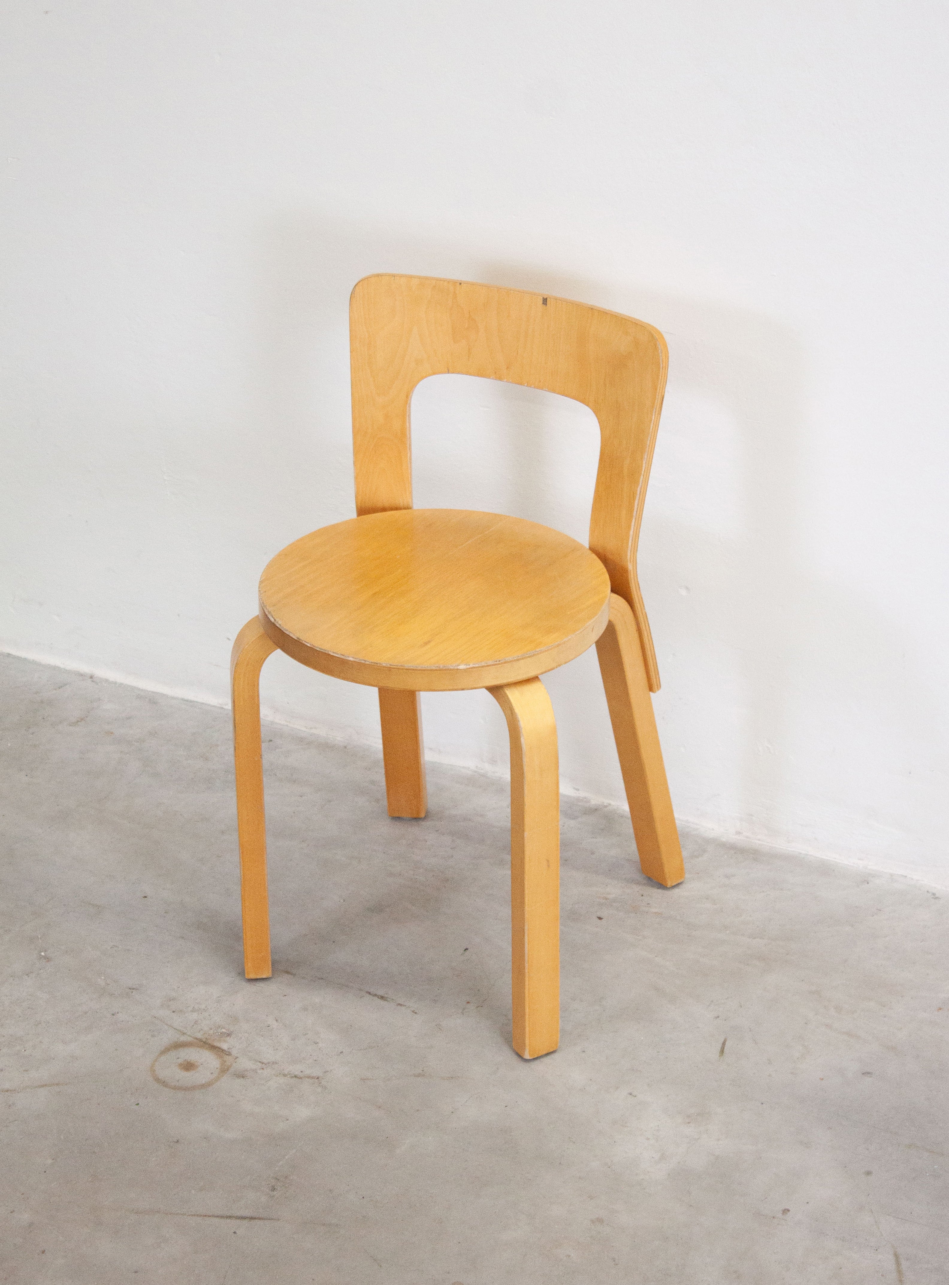 Artek Model 65 Chair by Alvar Aalto (Birch) – JUKI AMSTERDAM
