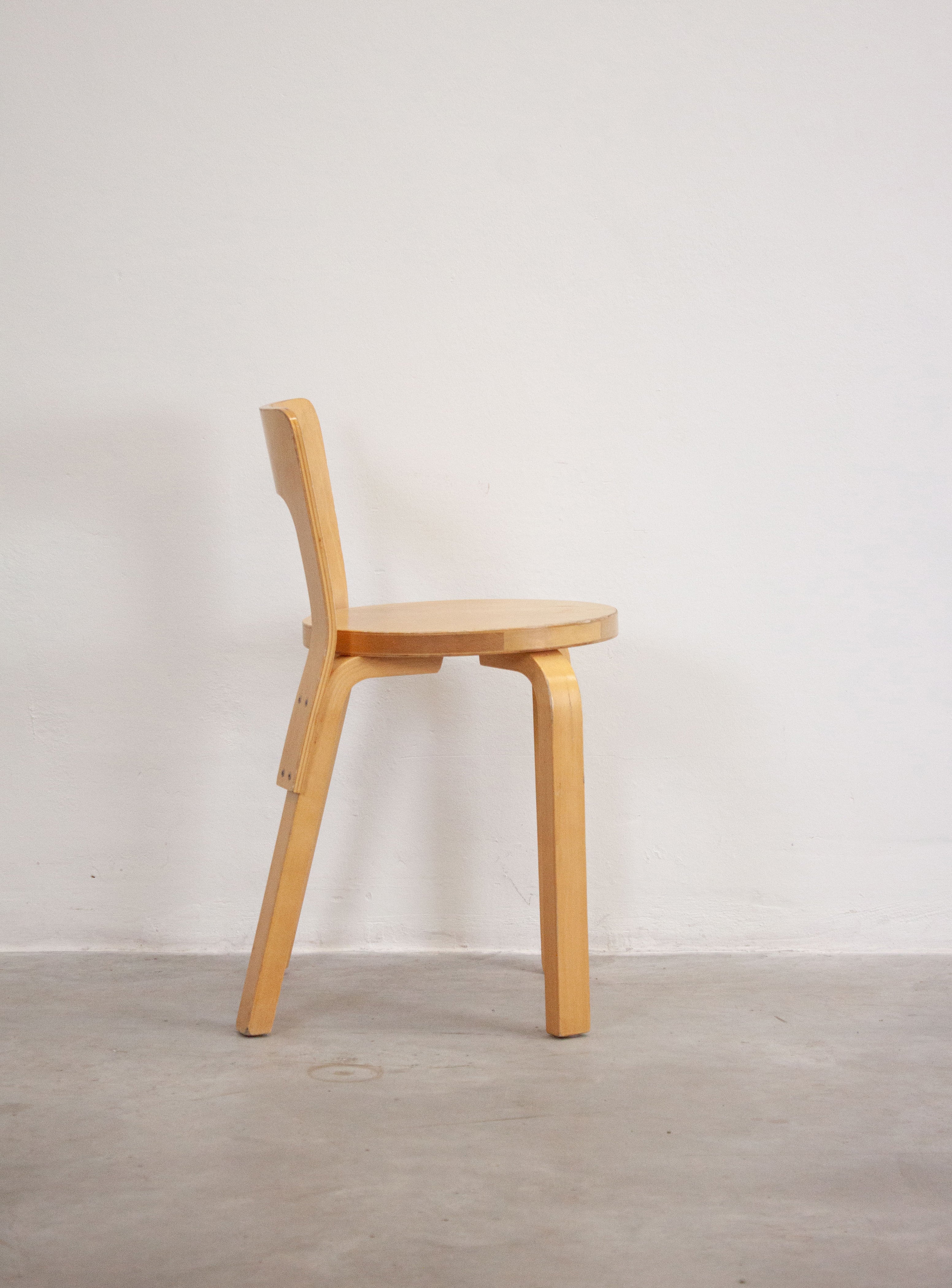 Artek Model 65 Chair by Alvar Aalto (Birch) – JUKI AMSTERDAM