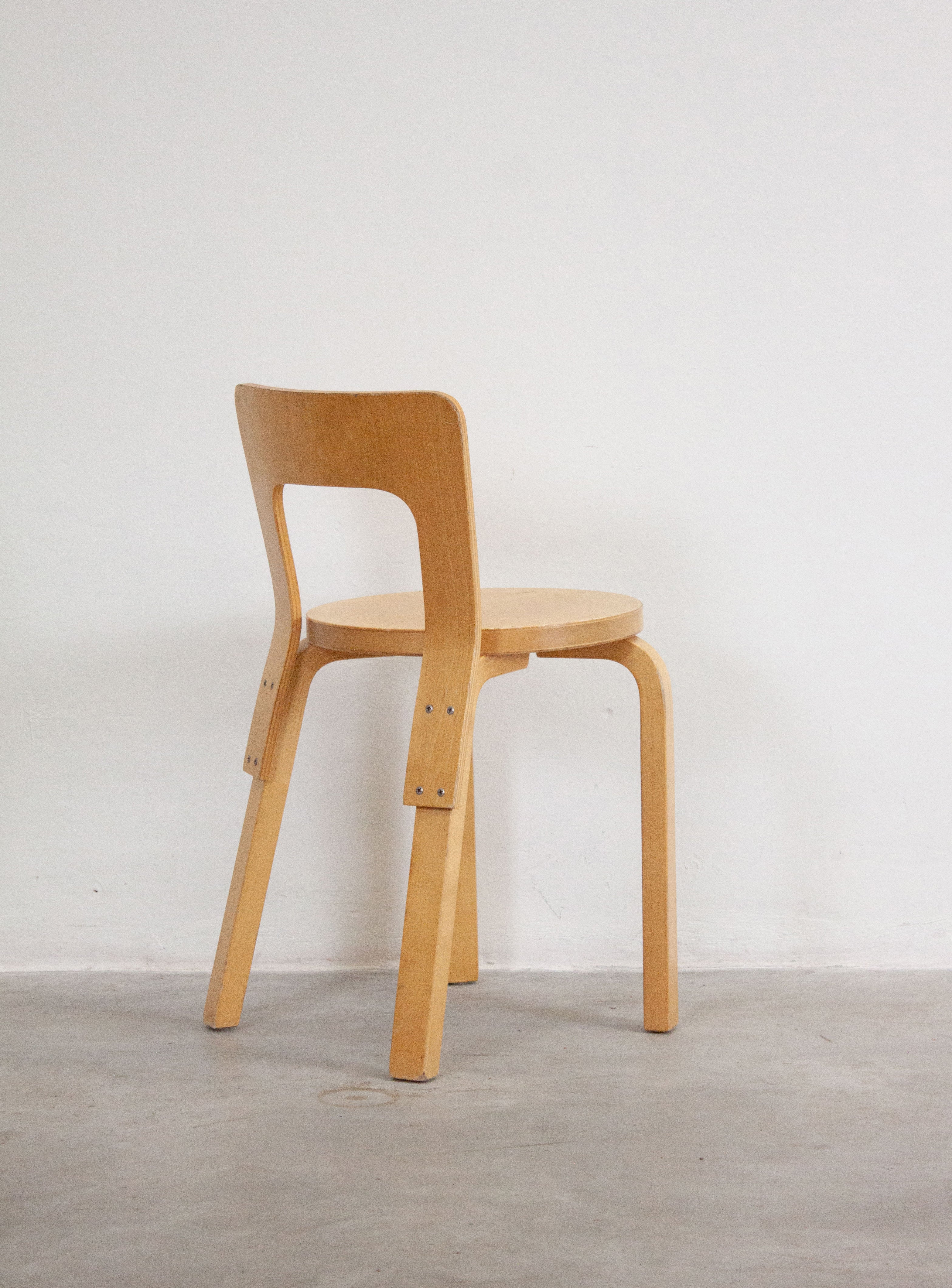 Artek Model 65 Chair by Alvar Aalto (Birch) – JUKI AMSTERDAM