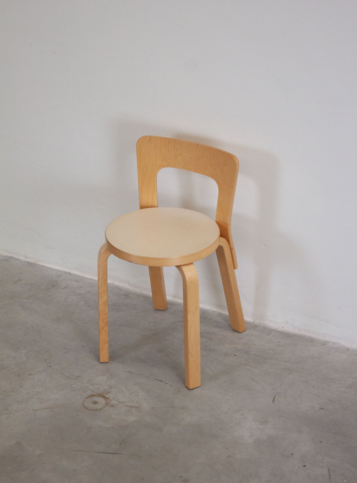 Artek Model 65 Chair by Alvar Aalto (Beige)