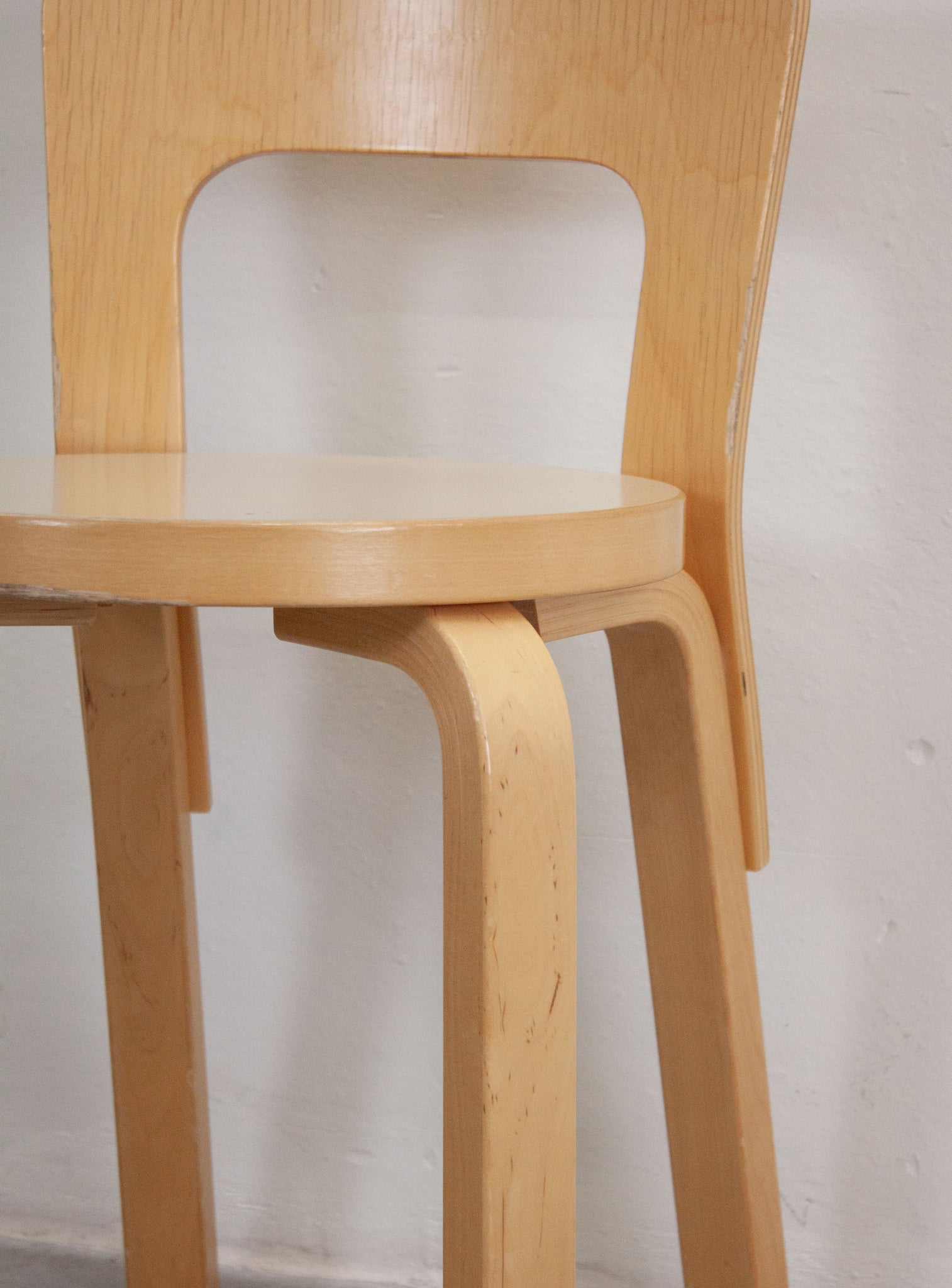 Artek Model 65 Chair by Alvar Aalto (Beige)