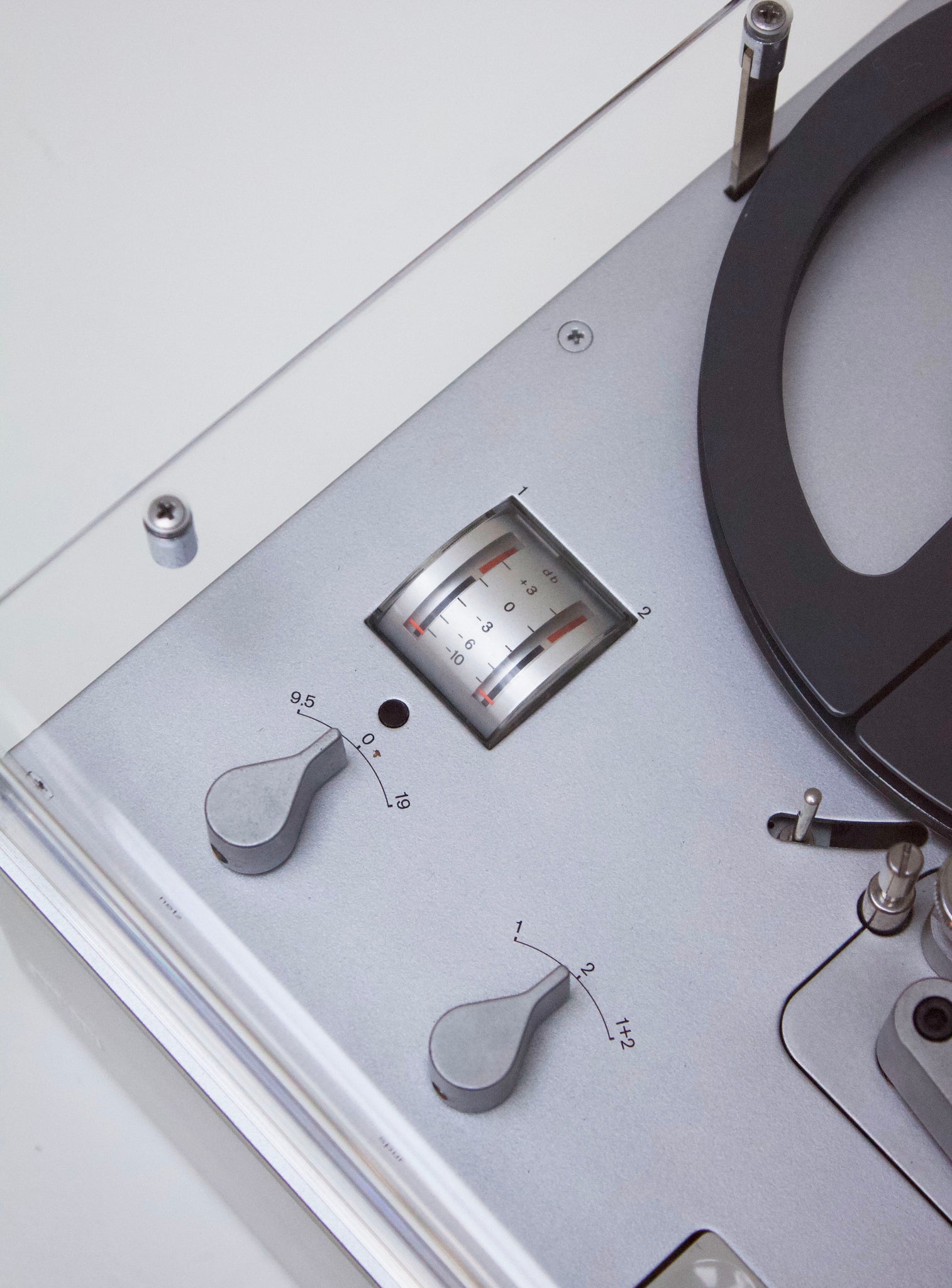Braun Hi-Fi Wandanlage Stereo Wall Unit by Dieter Rams