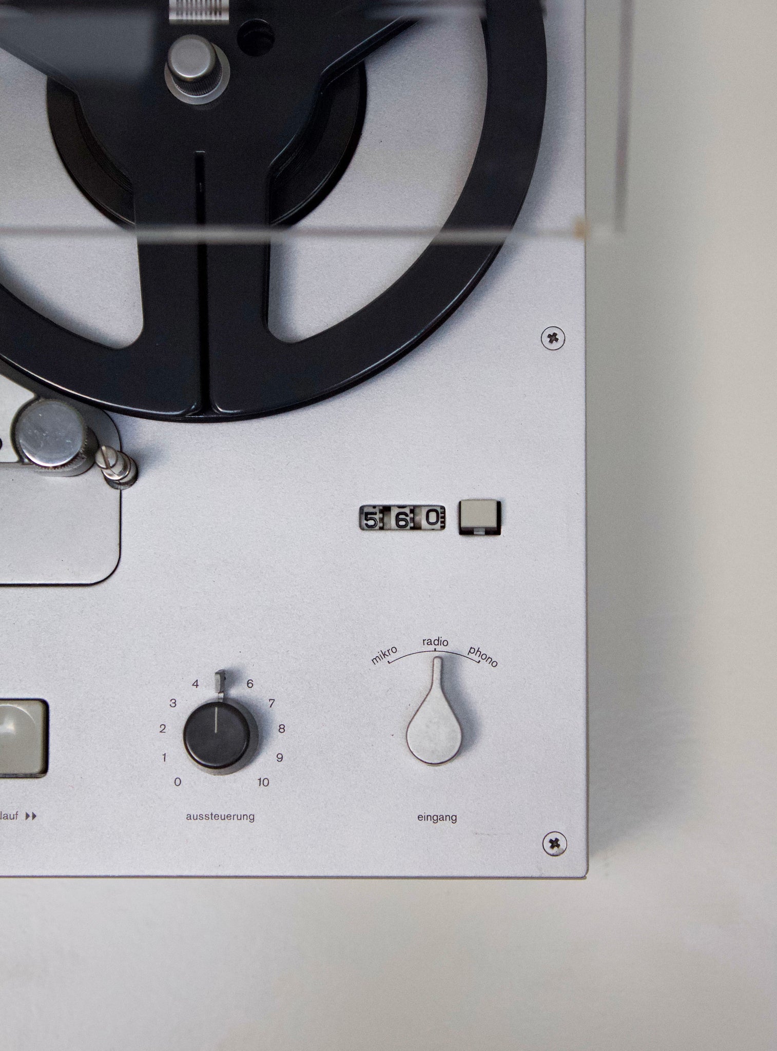 Braun Hi-Fi Wandanlage Stereo Wall Unit by Dieter Rams