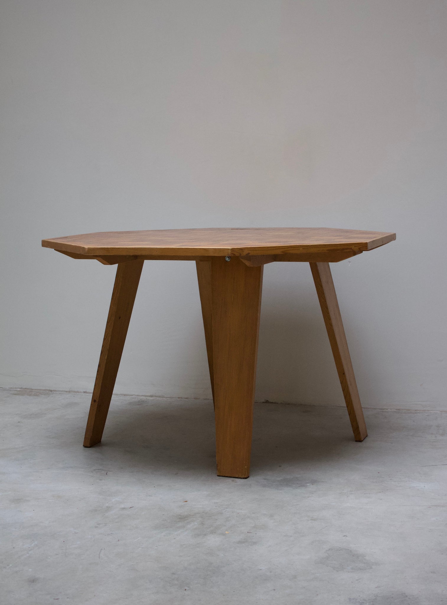 Carpenter Made Octagonal Dining Table (Pine/Teak)