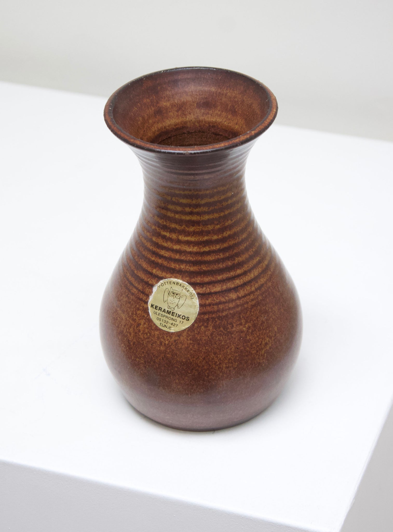 Pottenbakkerij Kerameikos Ceramic Vase (Brown)