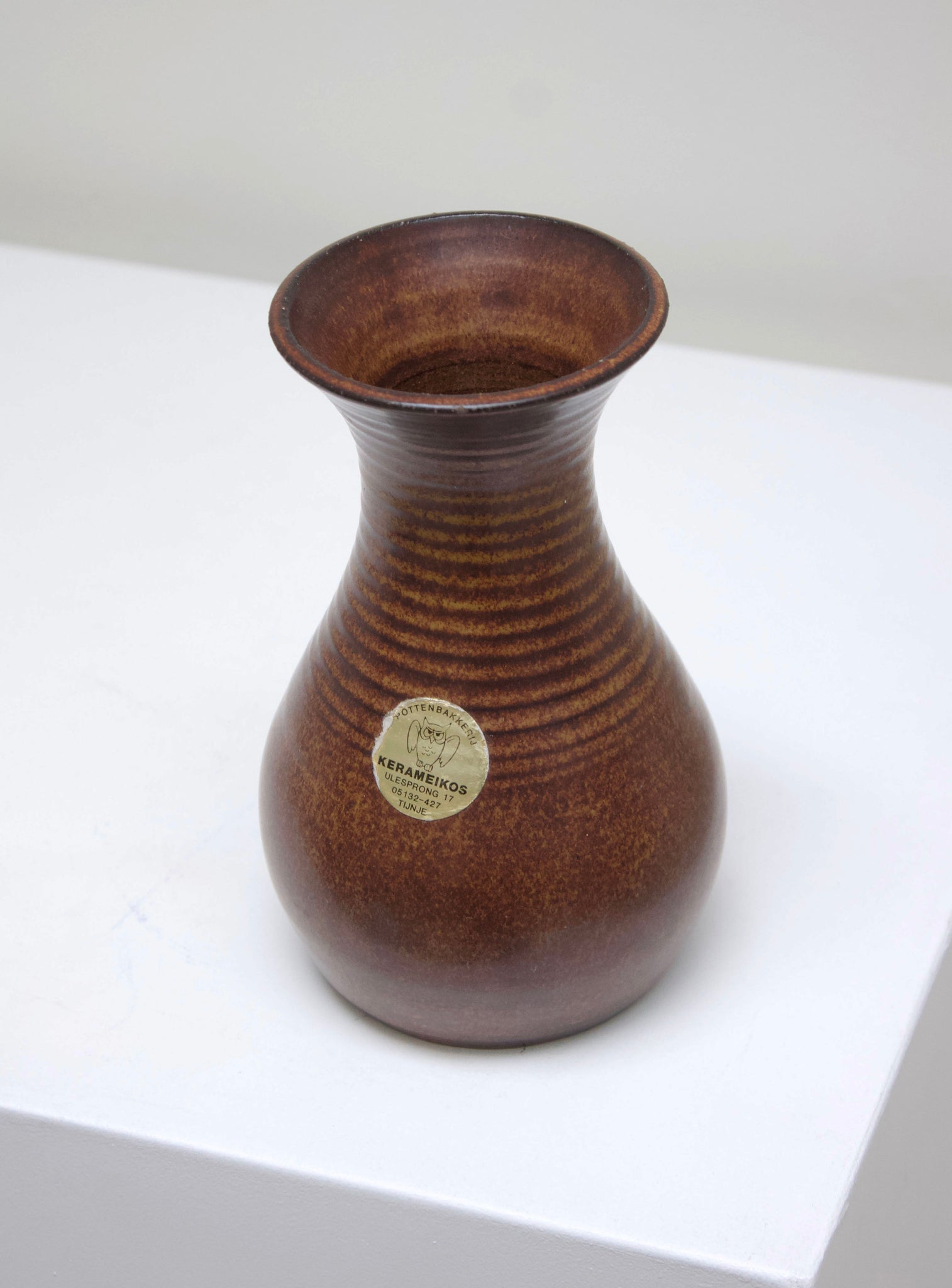 Pottenbakkerij Kerameikos Ceramic Vase (Brown)
