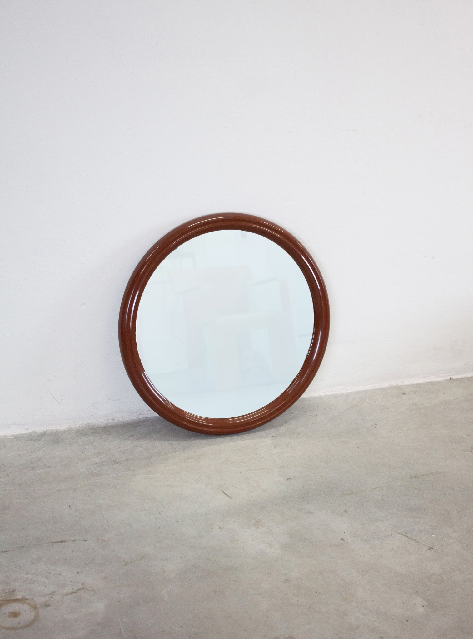 Tiger Round Wall Mirror (Brown)