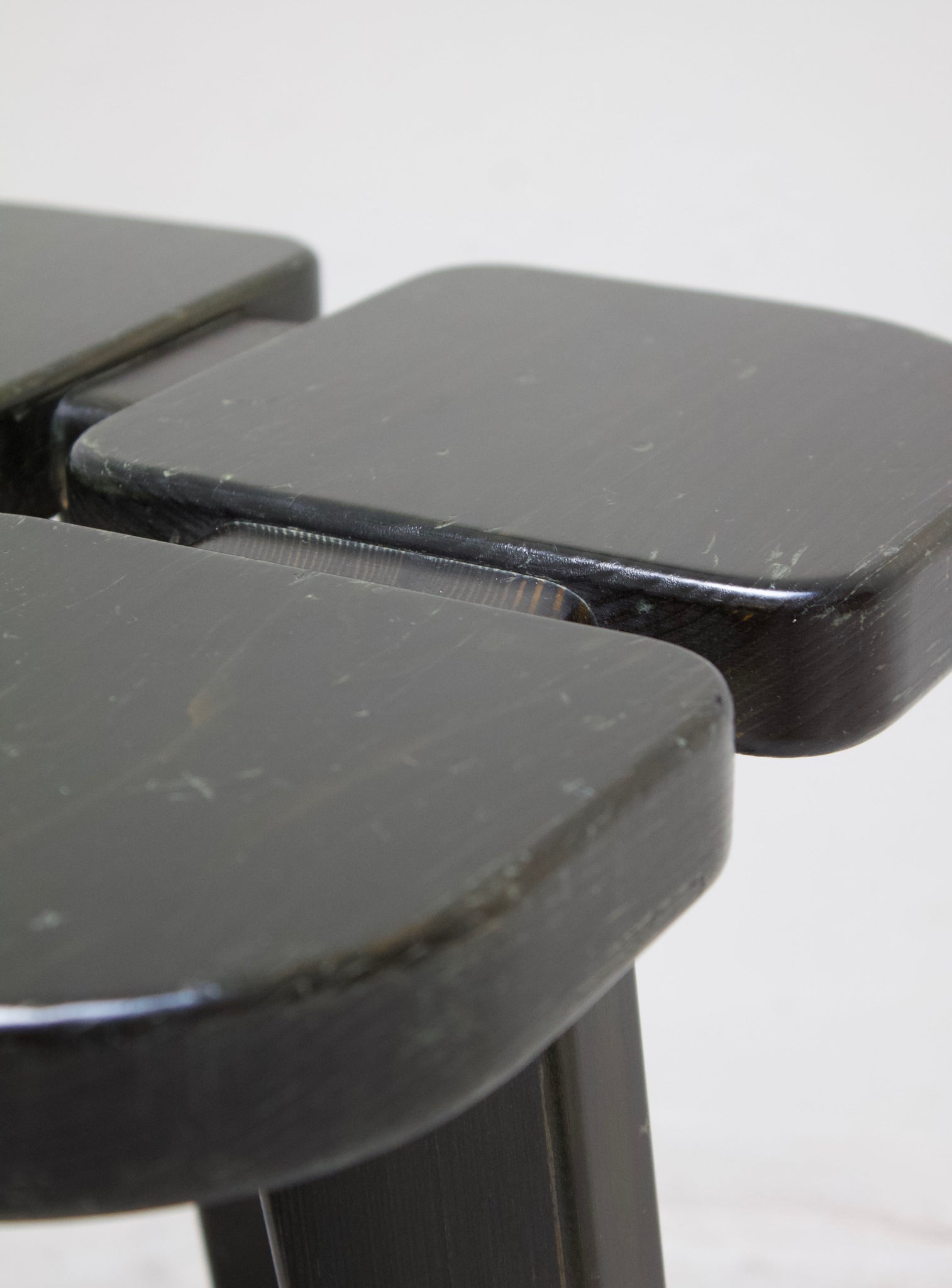 Keravan Puusepäntehdas Apila Stool by Rauni Peippo (Dark Green)
