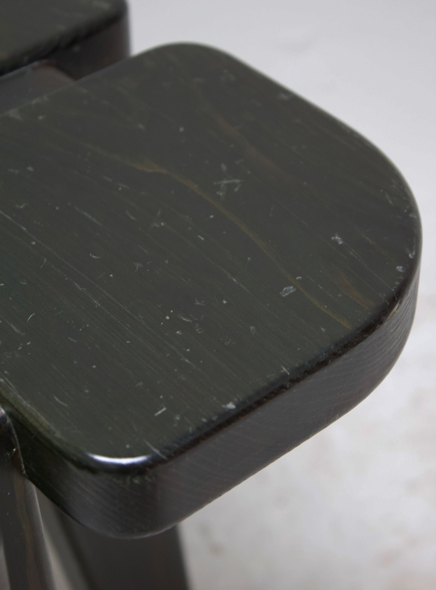 Keravan Puusepäntehdas Apila Stool by Rauni Peippo (Dark Green)