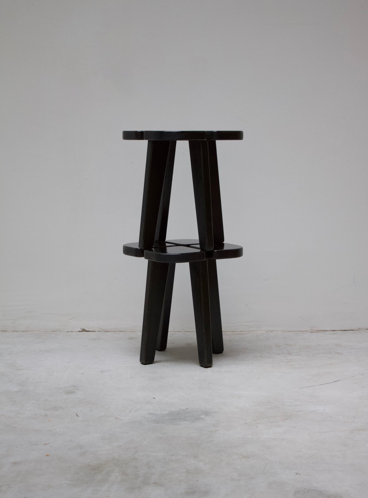 Keravan Puusepäntehdas Apila Stool by Rauni Peippo (Dark Green)