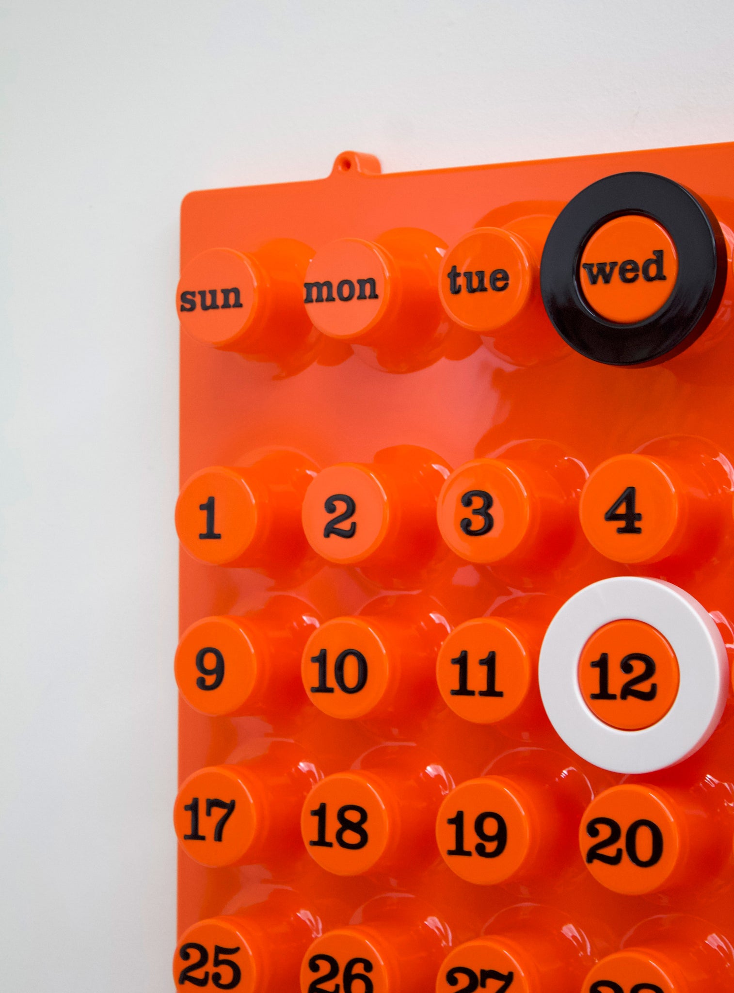 Ring-A-Date Perpetual Calendar by Giorgio Della Beffa (Orange)