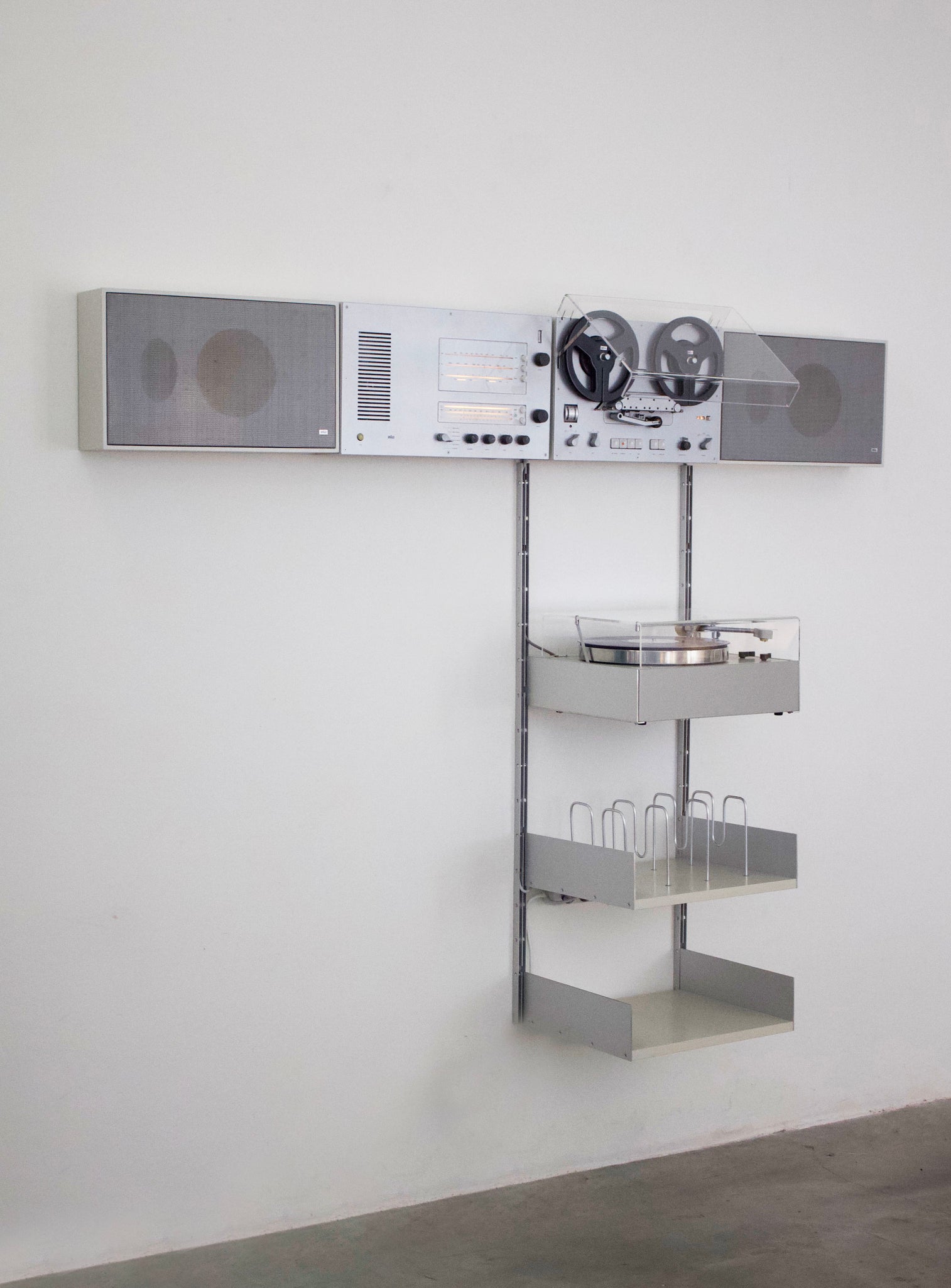 Braun Hi-Fi Wandanlage Stereo Wall Unit by Dieter Rams