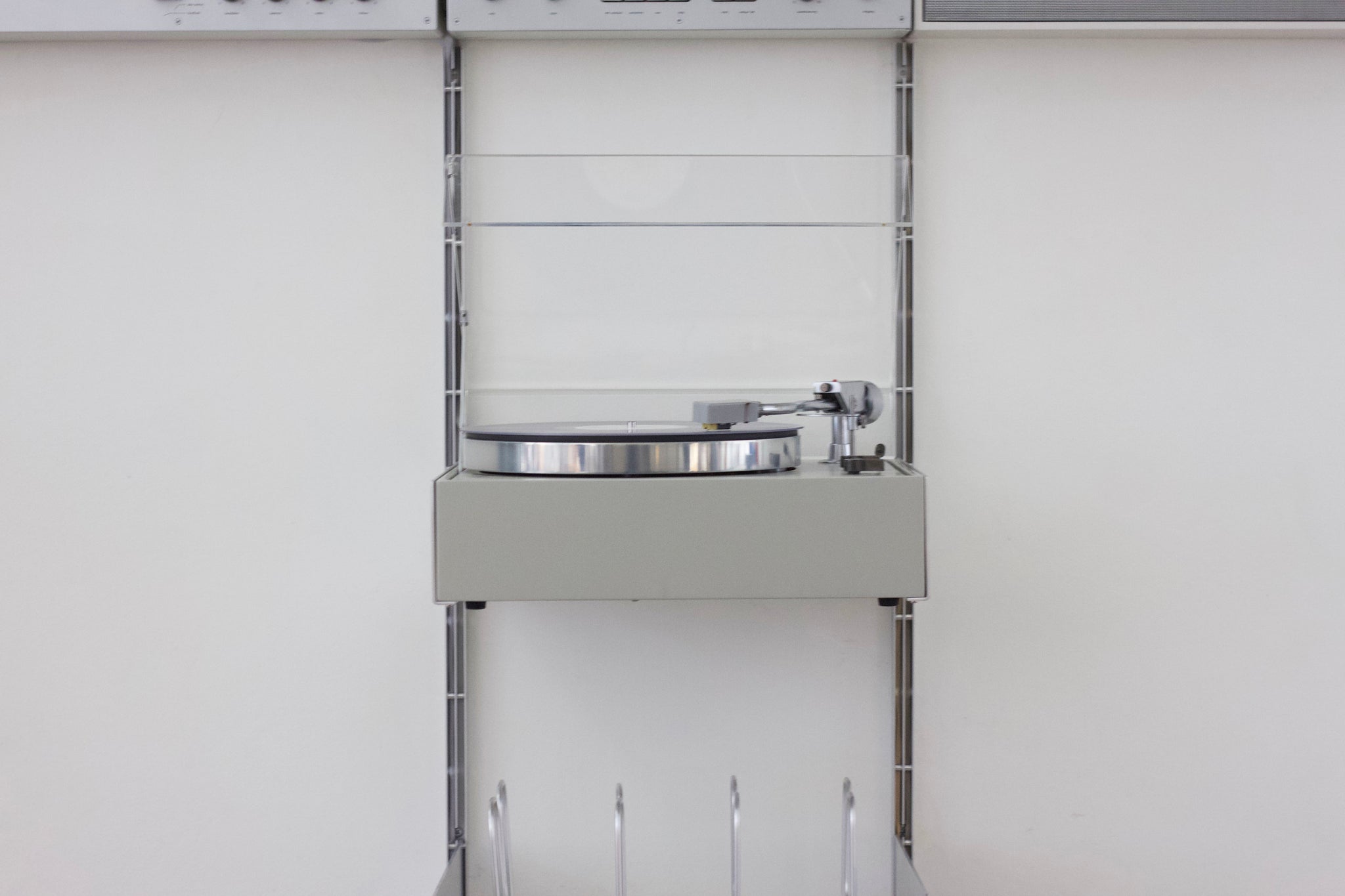 Braun Hi-Fi Wandanlage Stereo Wall Unit by Dieter Rams