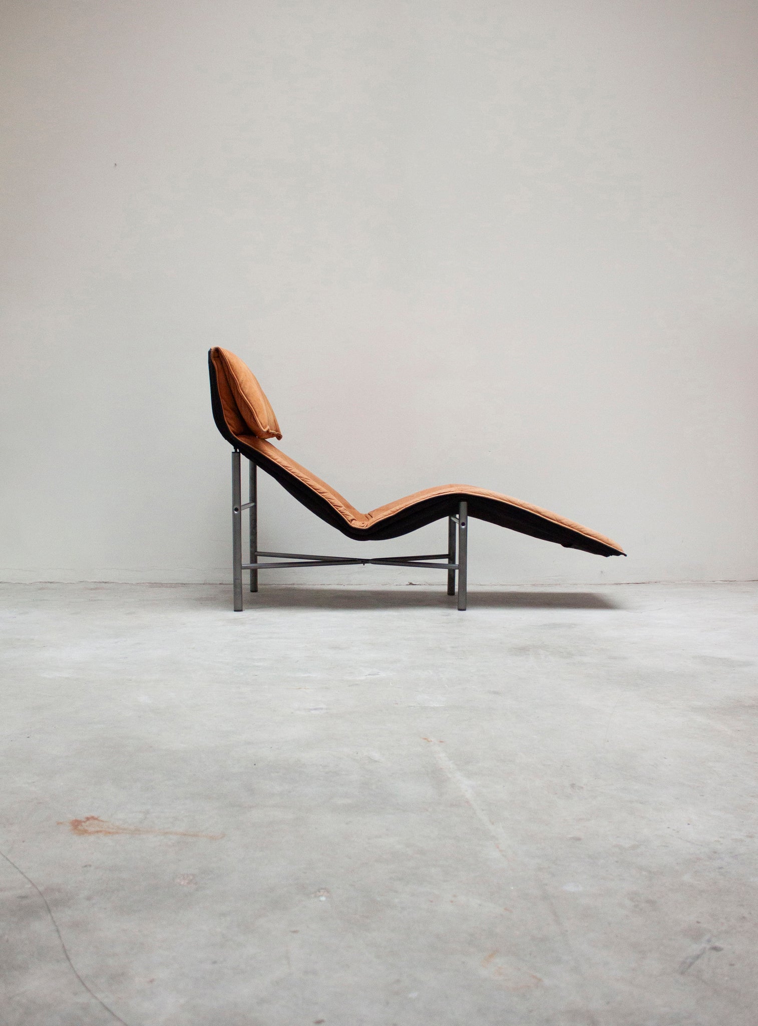 Ikea Skye Chaise Longue by Tord Björklund (Cognac)