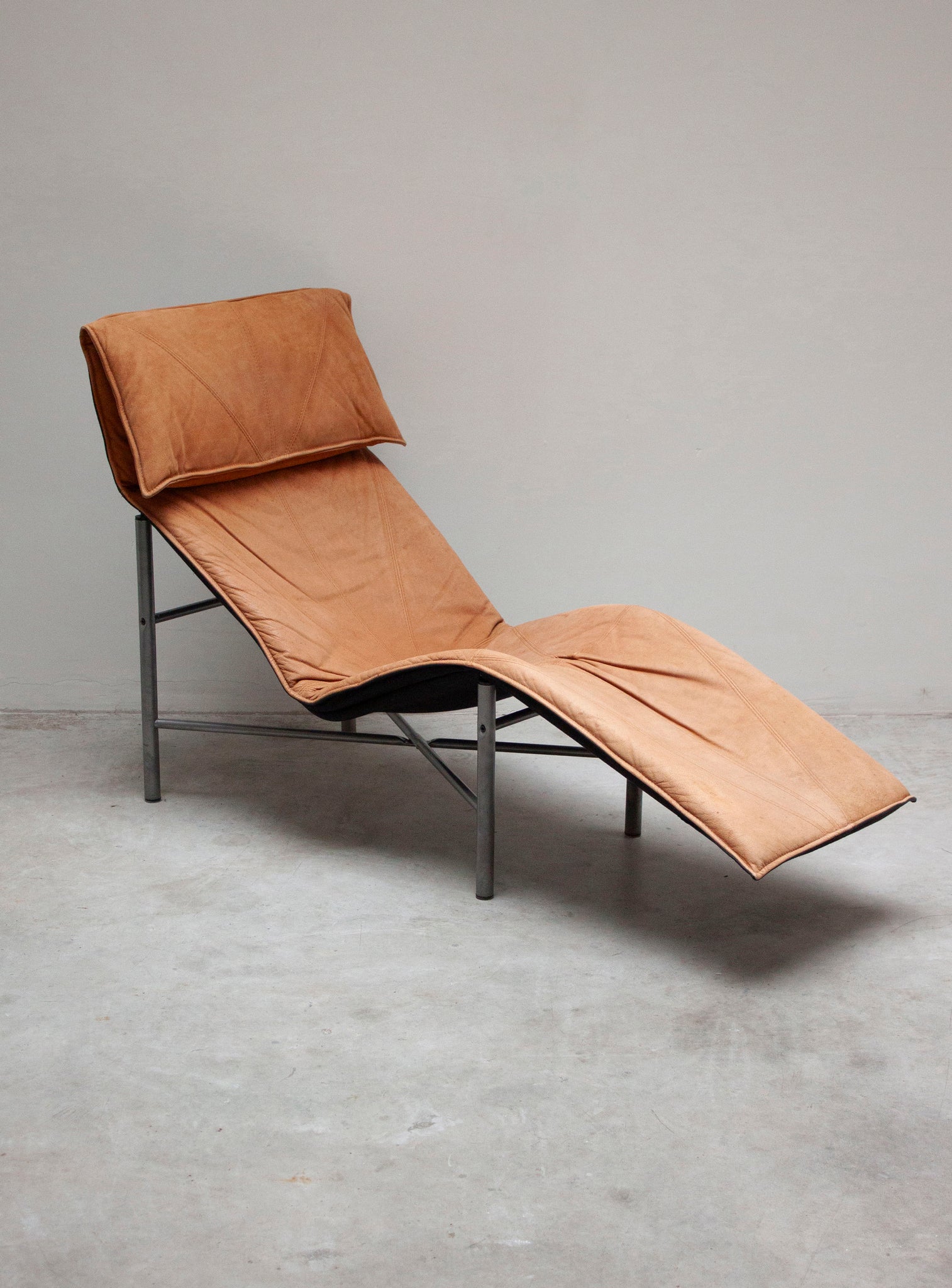 Ikea Skye Chaise Longue by Tord Björklund (Cognac)