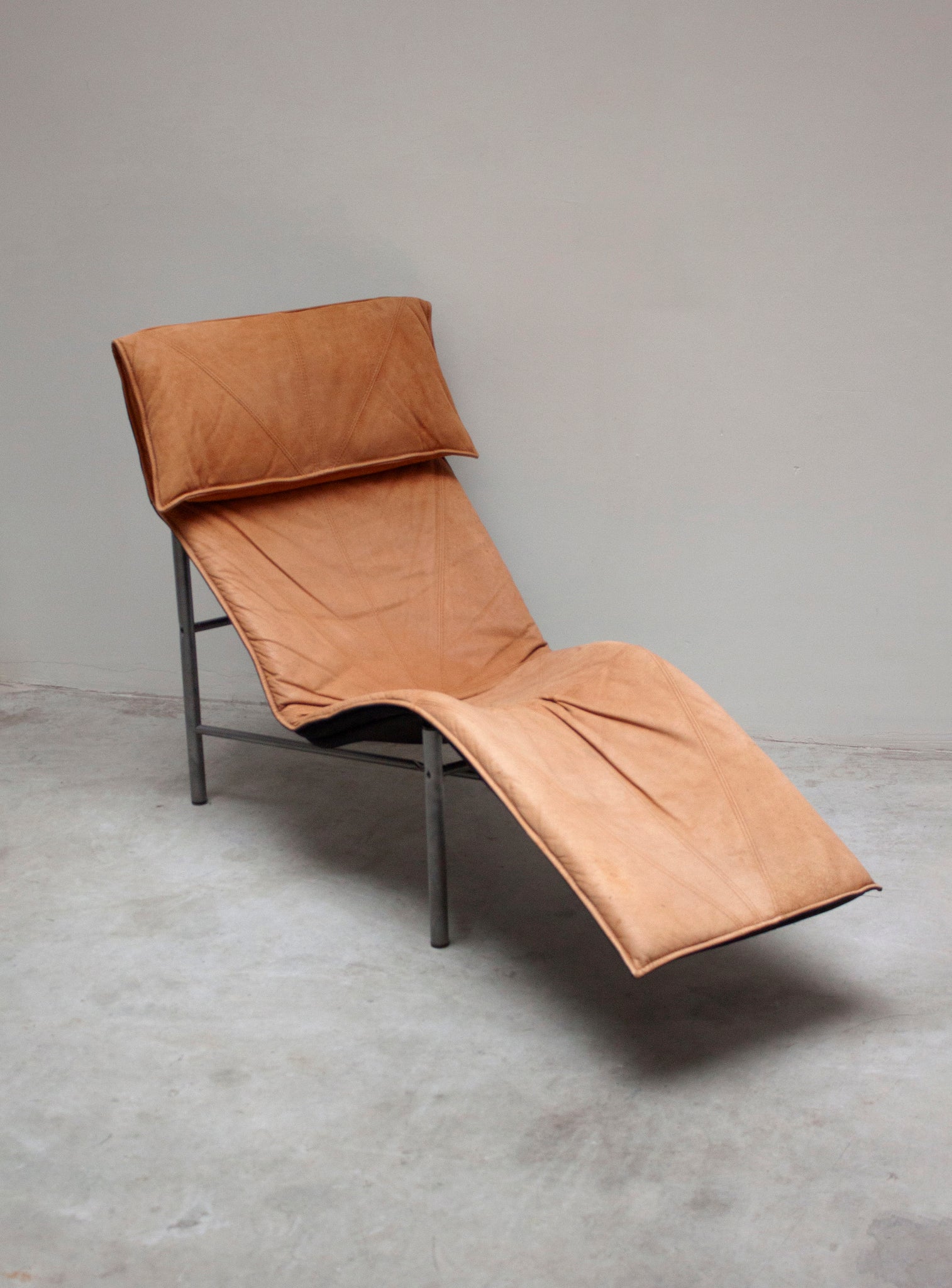 Ikea Skye Chaise Longue by Tord Björklund (Cognac)