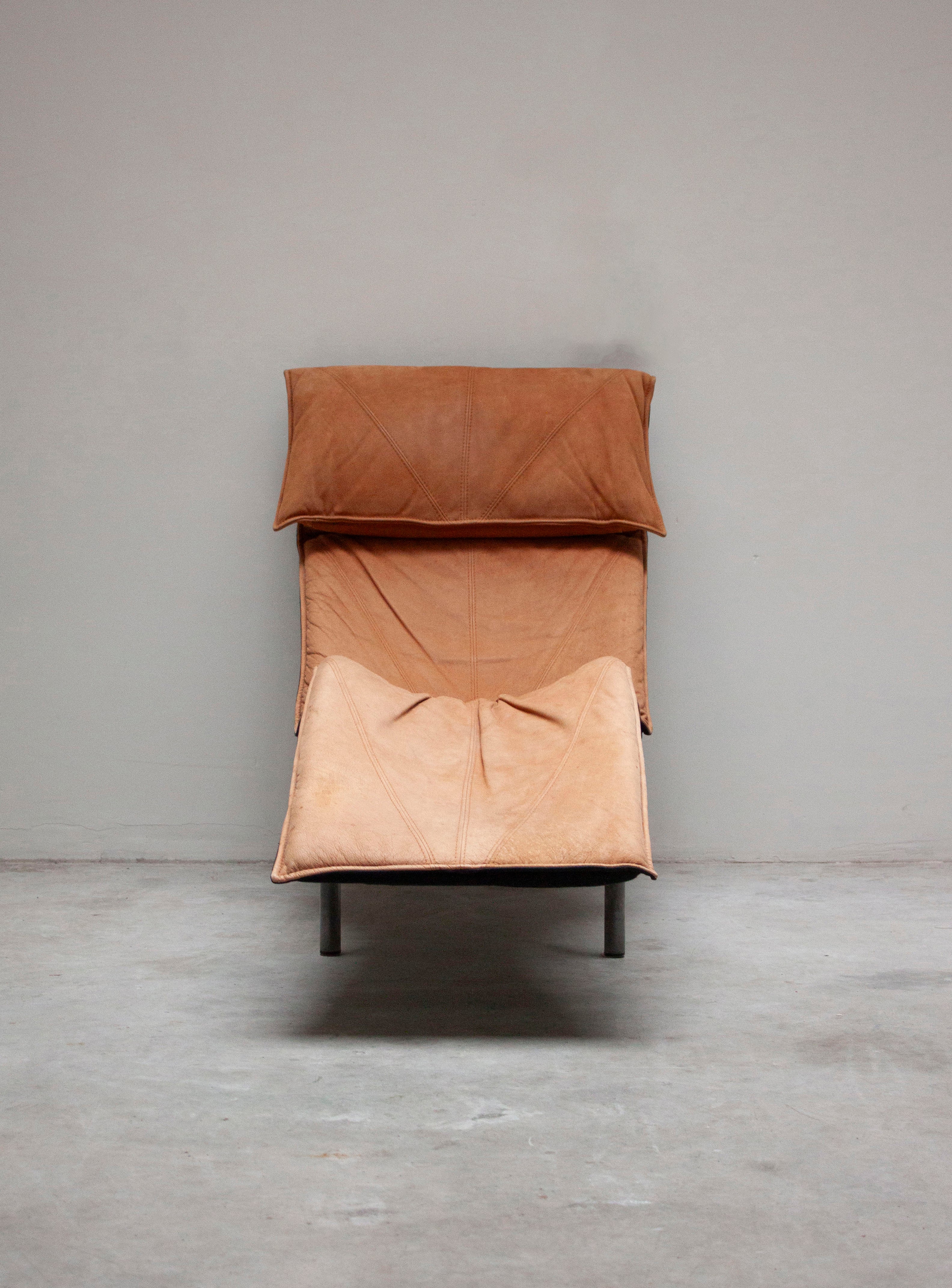 Ikea Skye Chaise Longue by Tord Björklund (Cognac) – JUKI AMSTERDAM