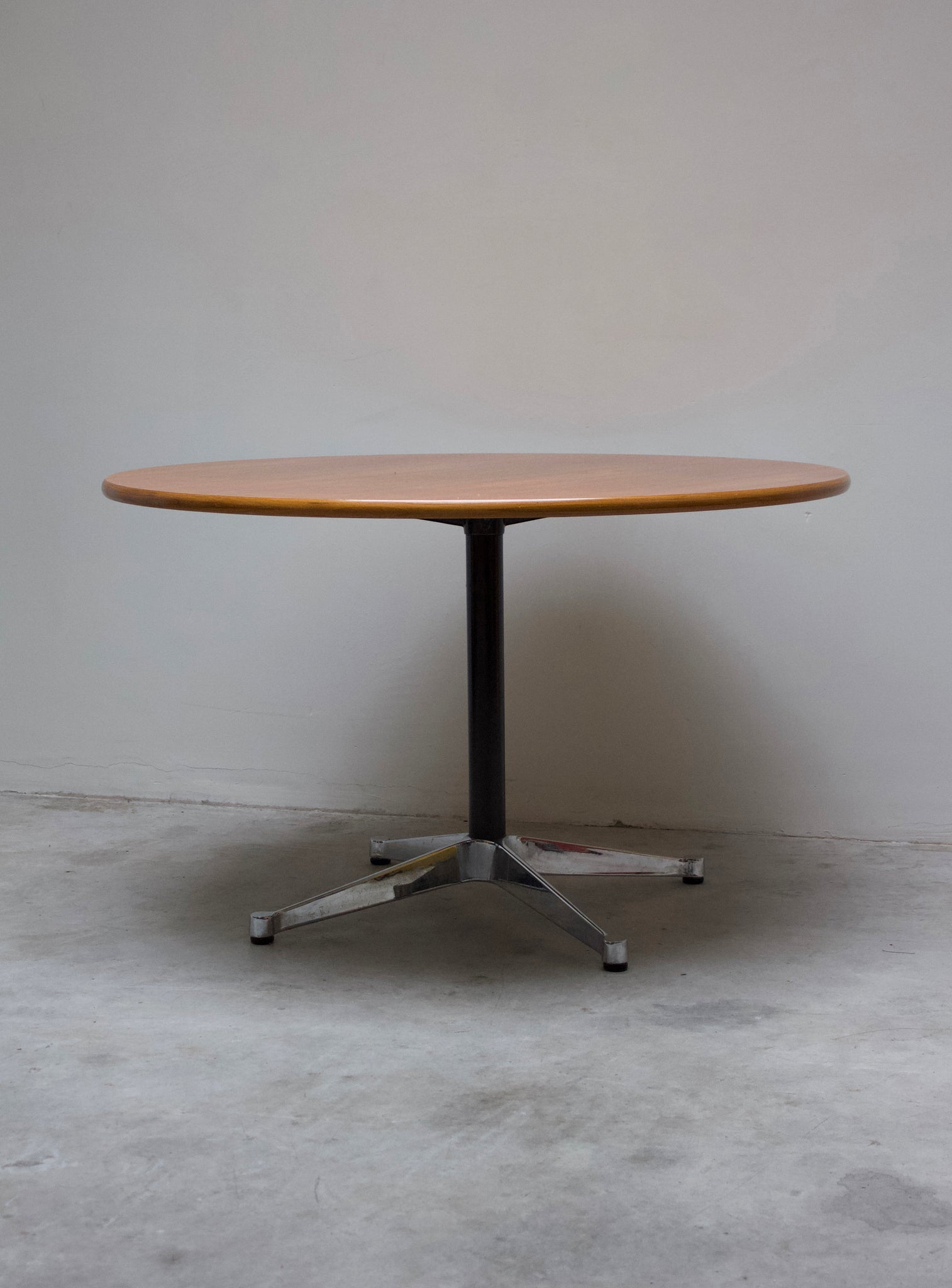 Herman Miller Contract Base Round Dining Table by Charles Eames (Teak)