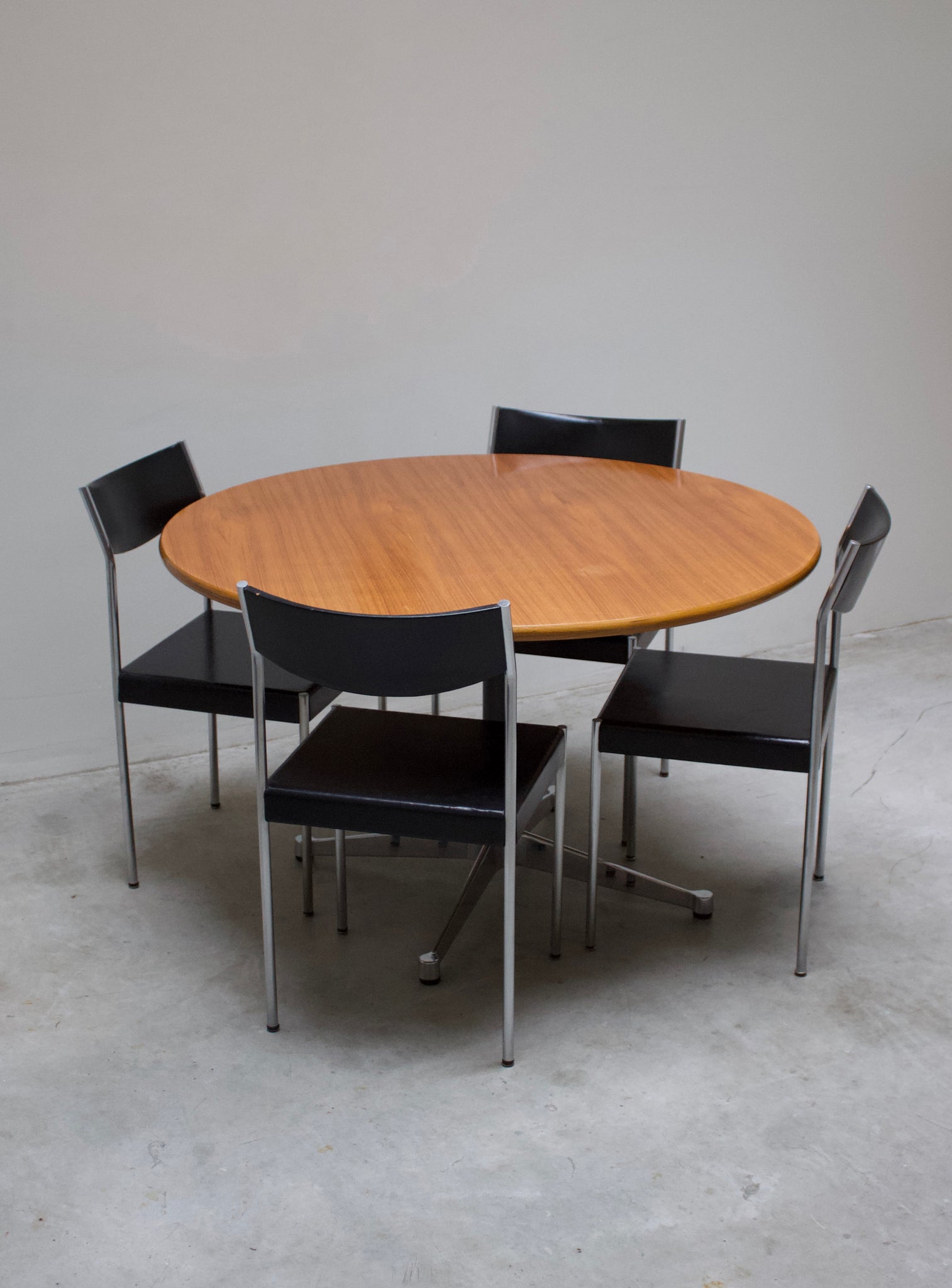 Herman Miller Contract Base Round Dining Table by Charles Eames (Teak)