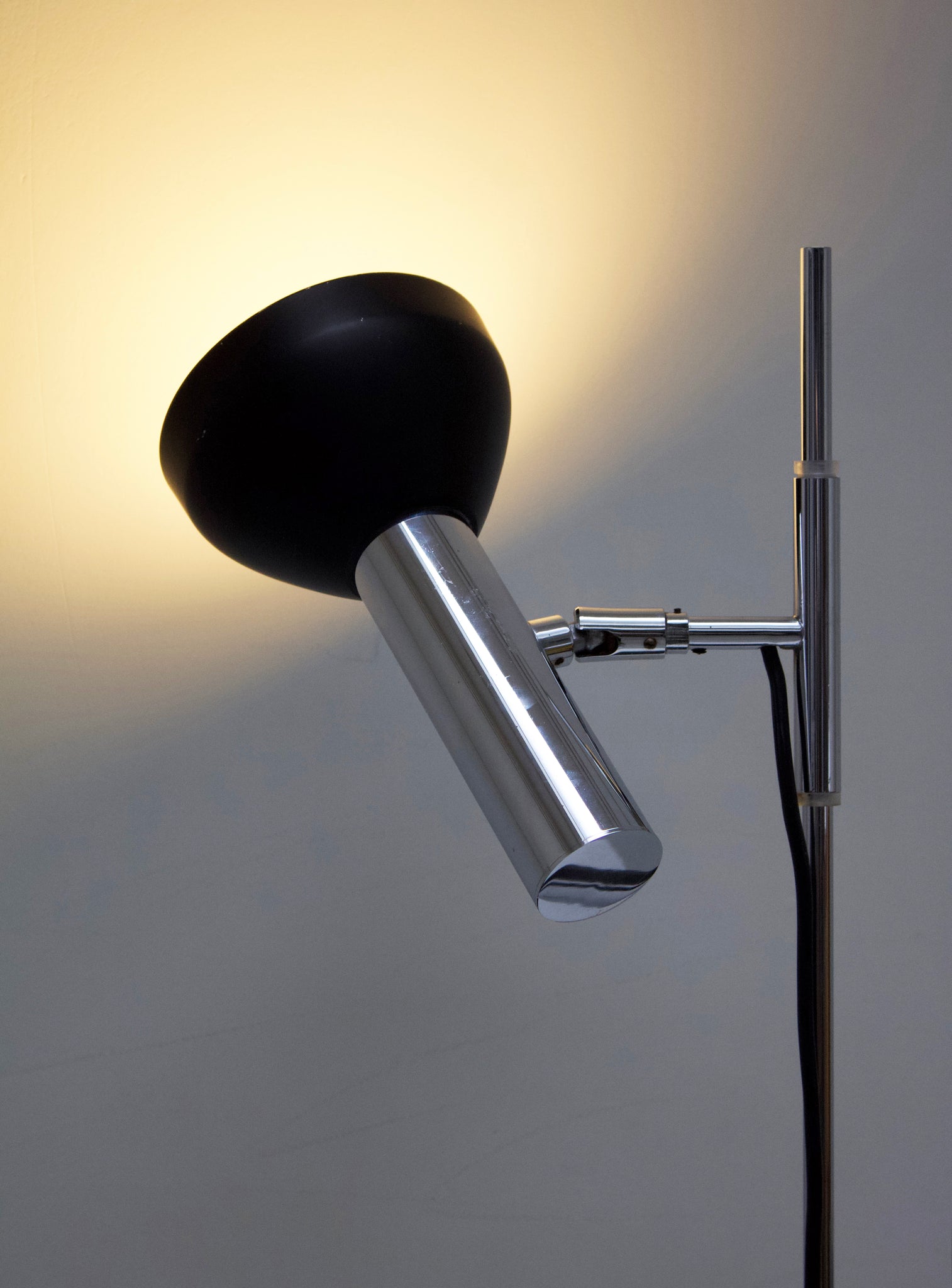 Vintage Chrome Desk Lamp (Black)