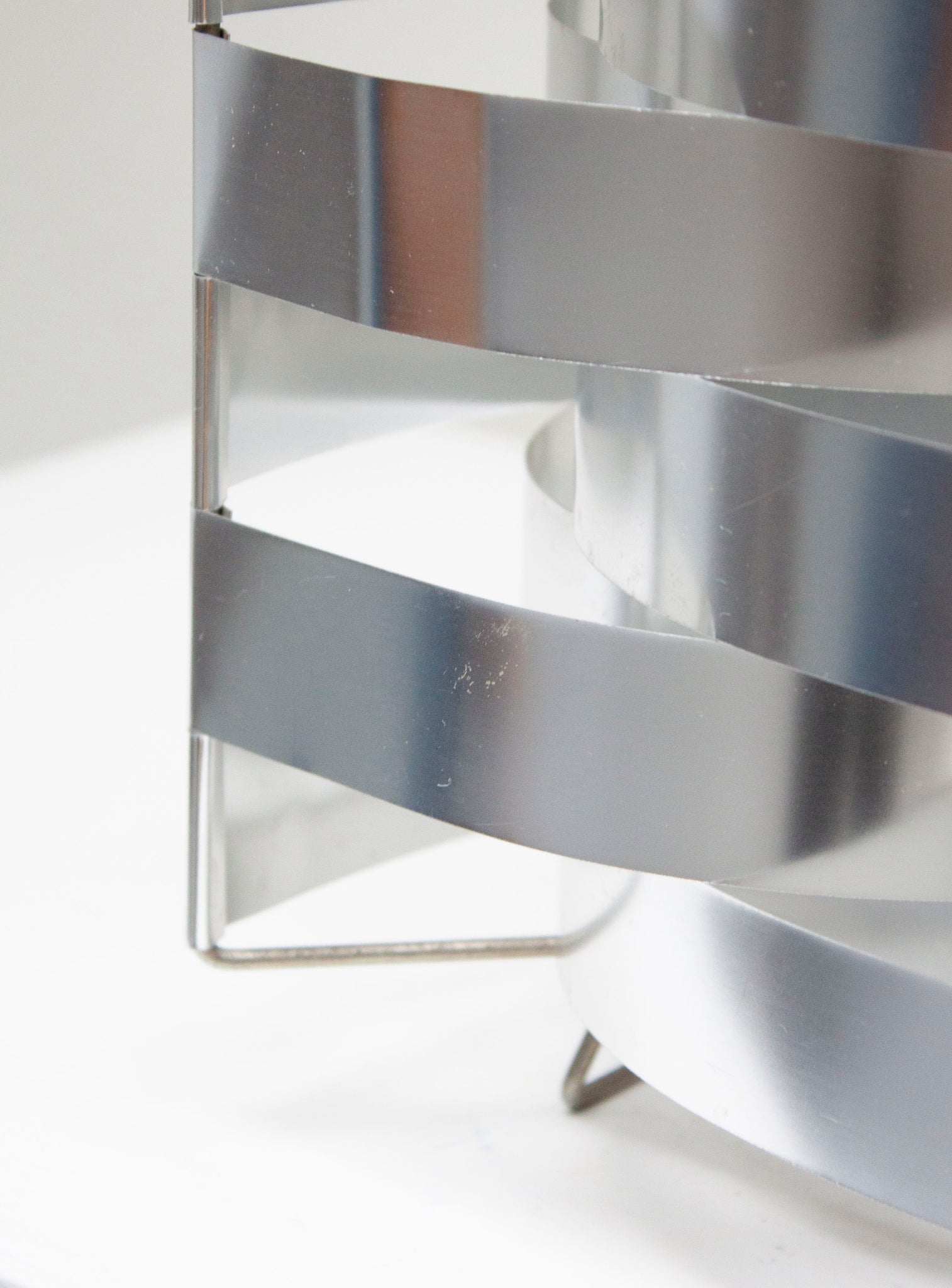 Max Sauze Studio Uranus Desk Lamp by Max Sauze