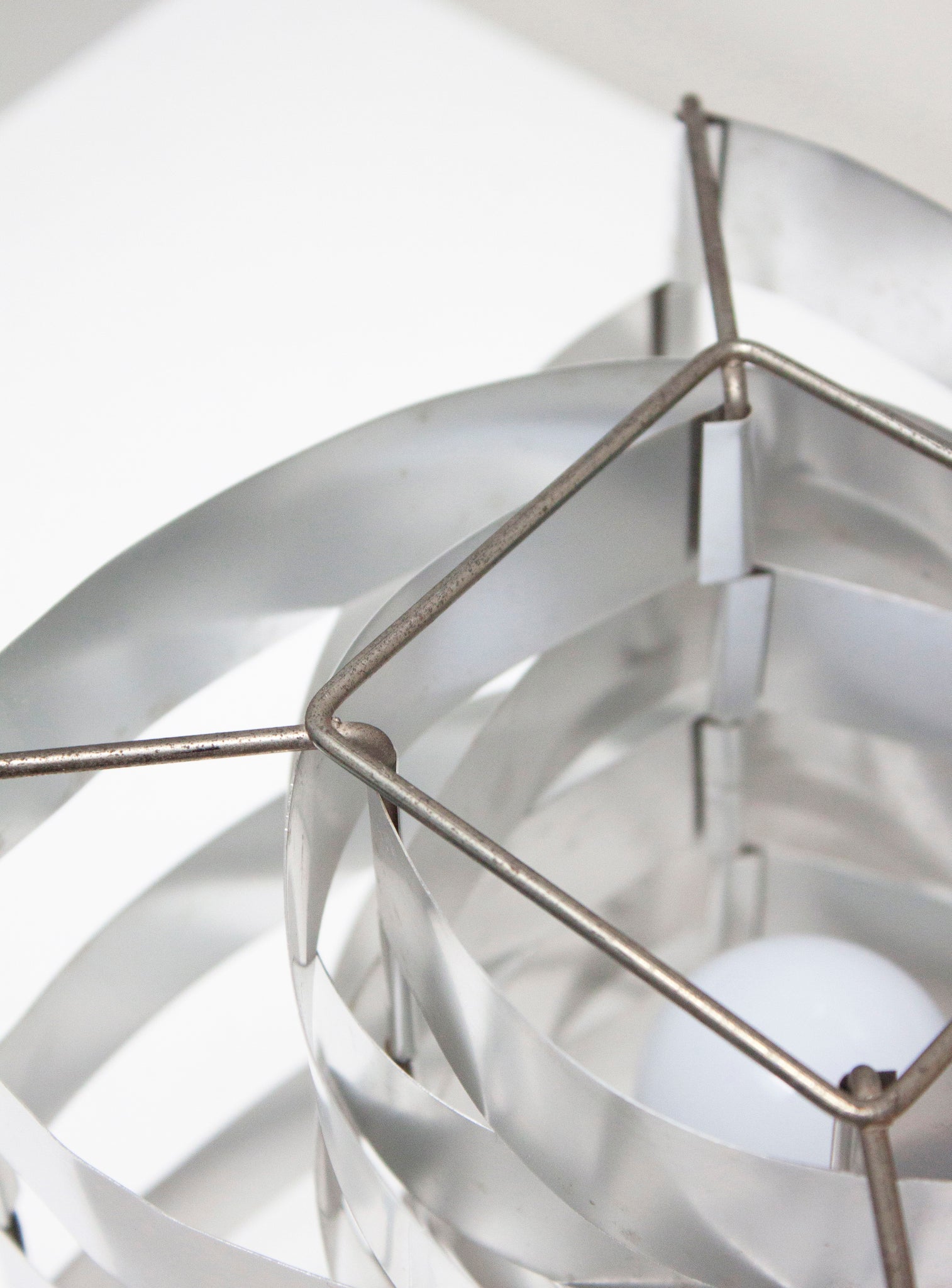 Max Sauze Studio Uranus Desk Lamp by Max Sauze