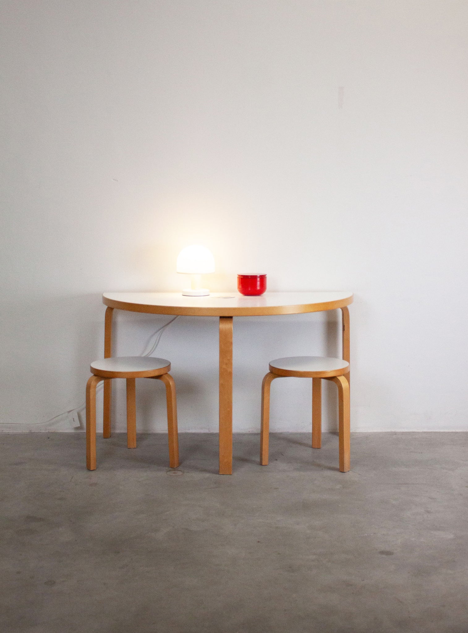 Artek Model 95 Half Round Dining Table by Alvar Aalto (White)